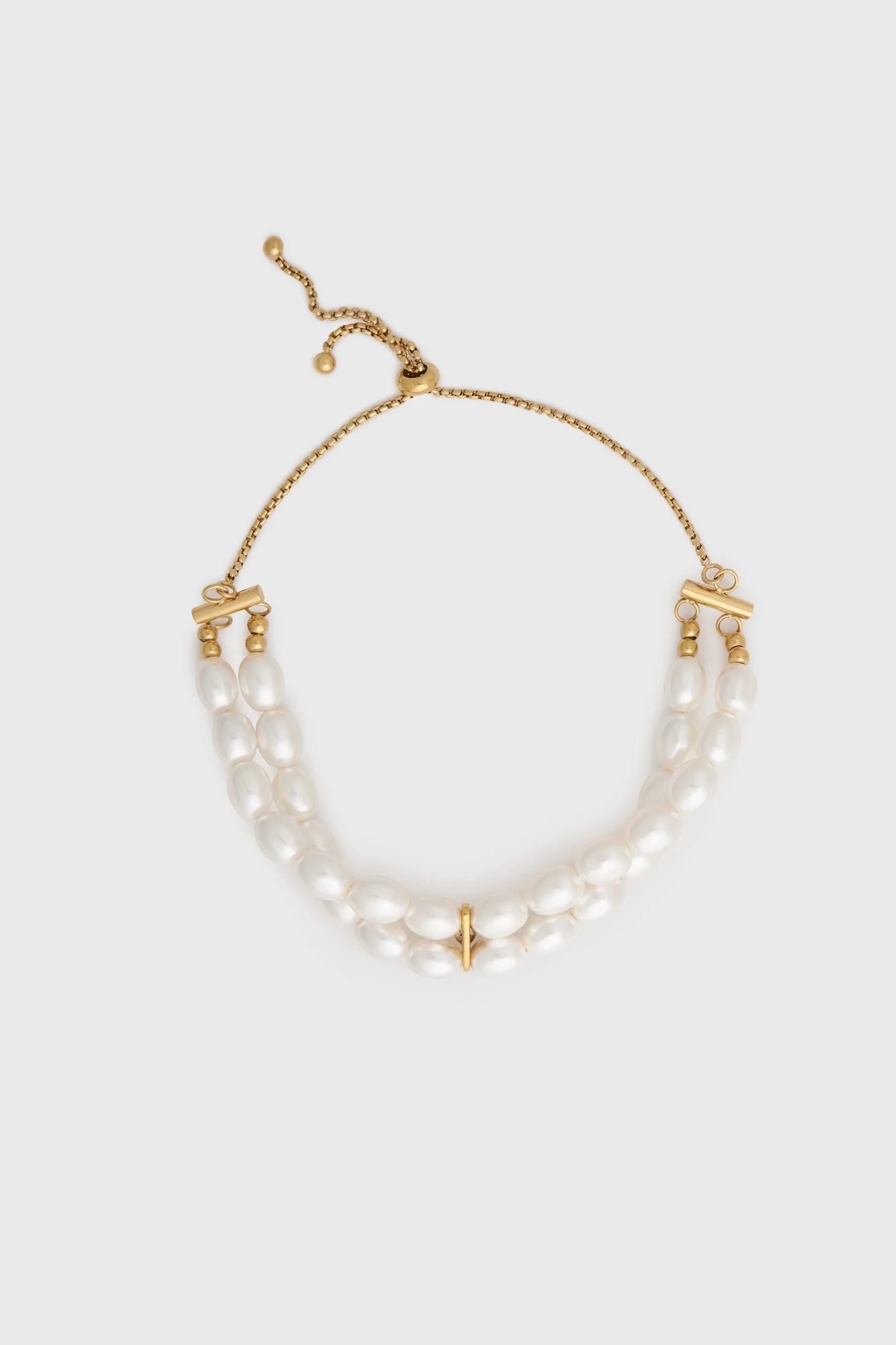 Adjustable pearl bracelet