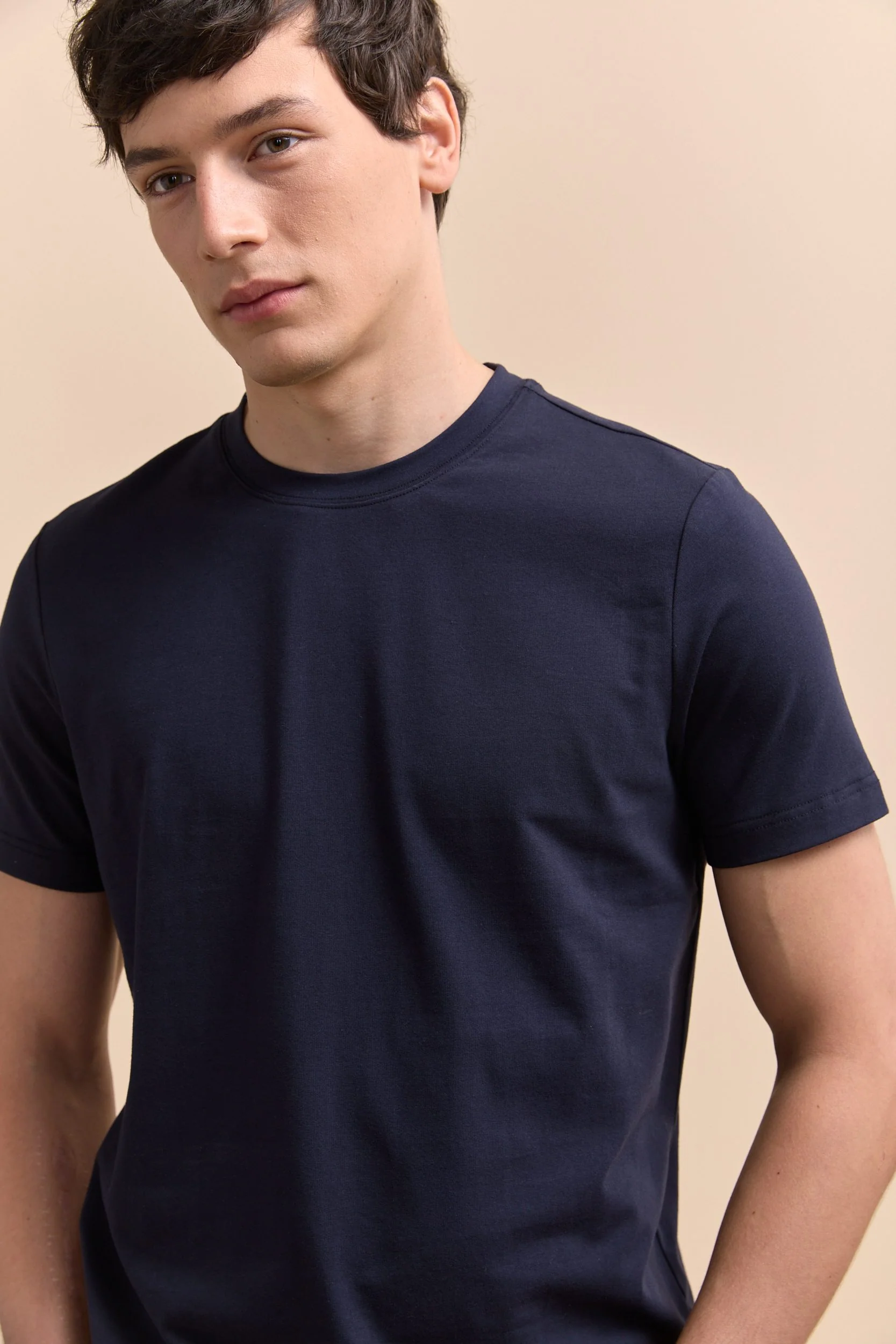 Basic crew neck T-shirt - Image 10