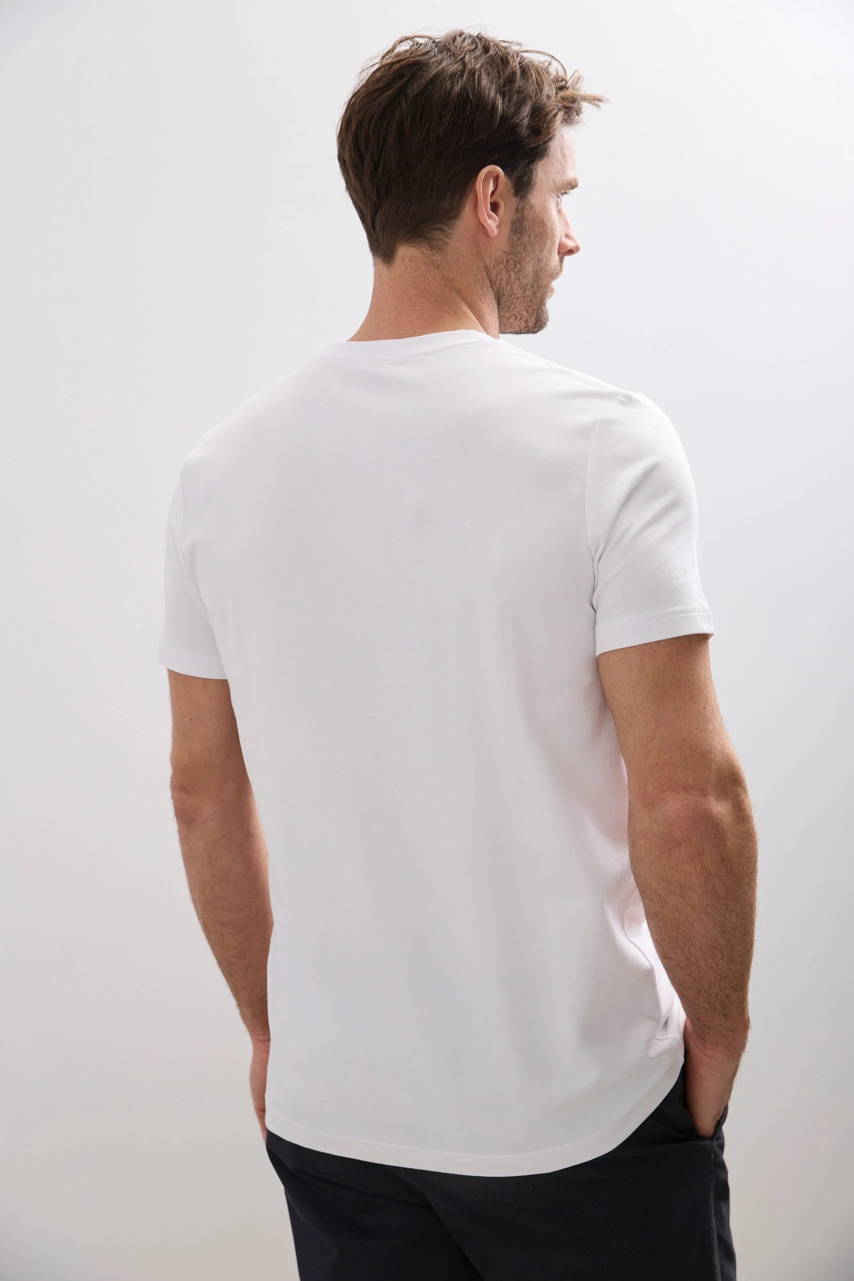 Basic crew neck T-shirt - Image 16