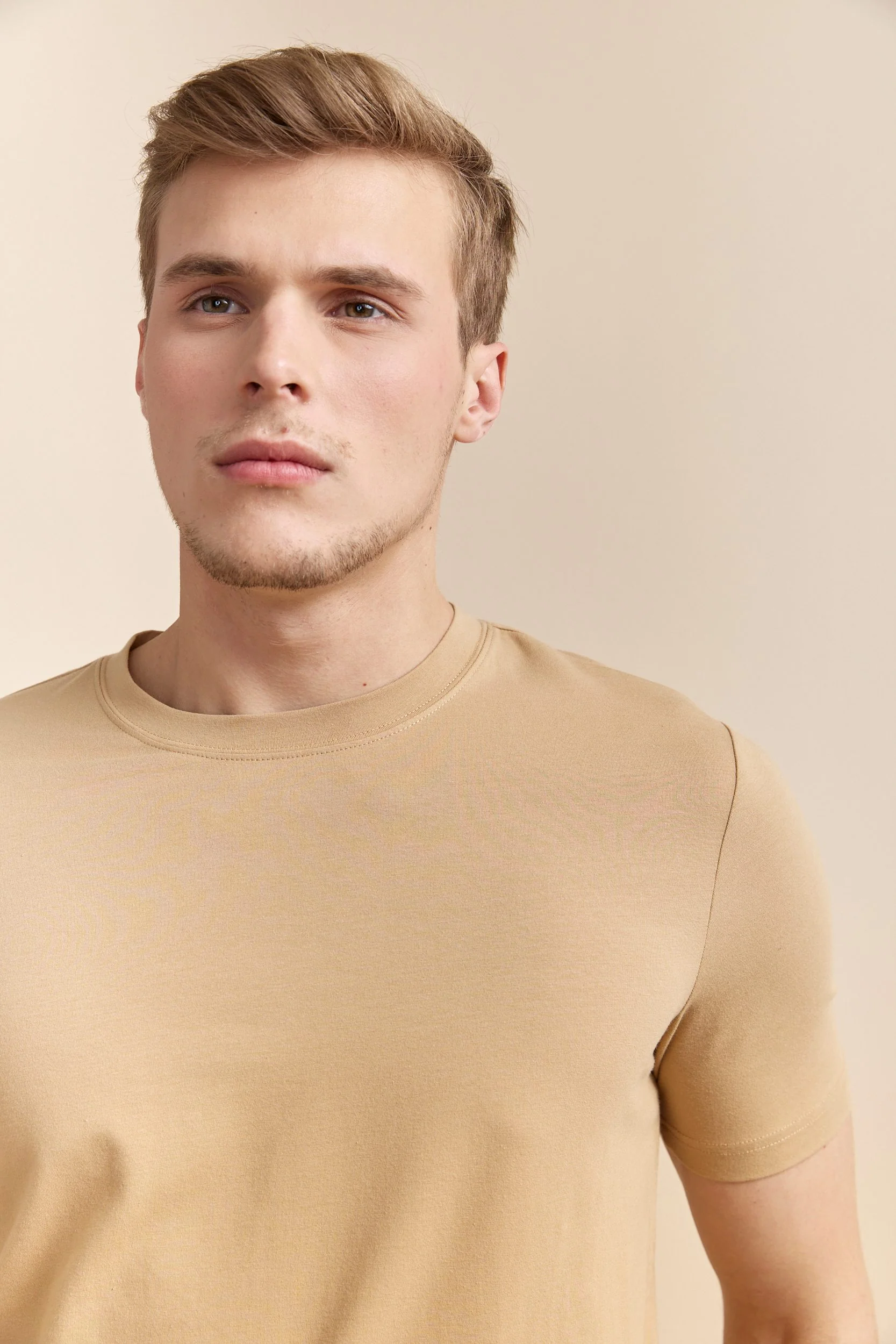 Basic crew neck t-shirt - Image 17