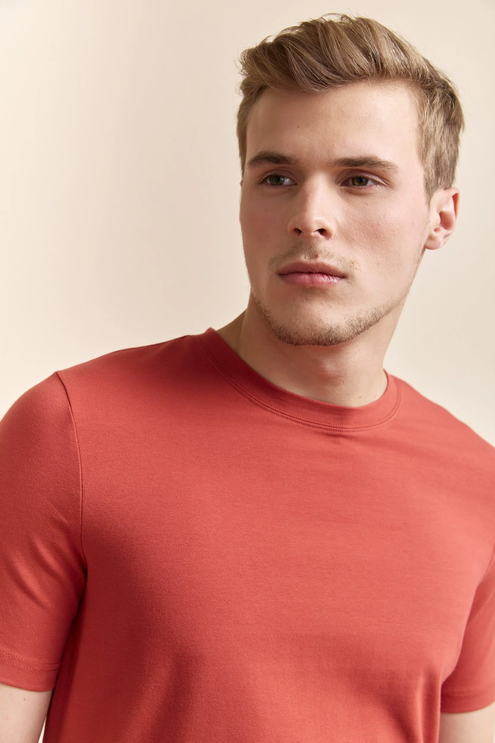 Basic crew neck t-shirt - Image 9