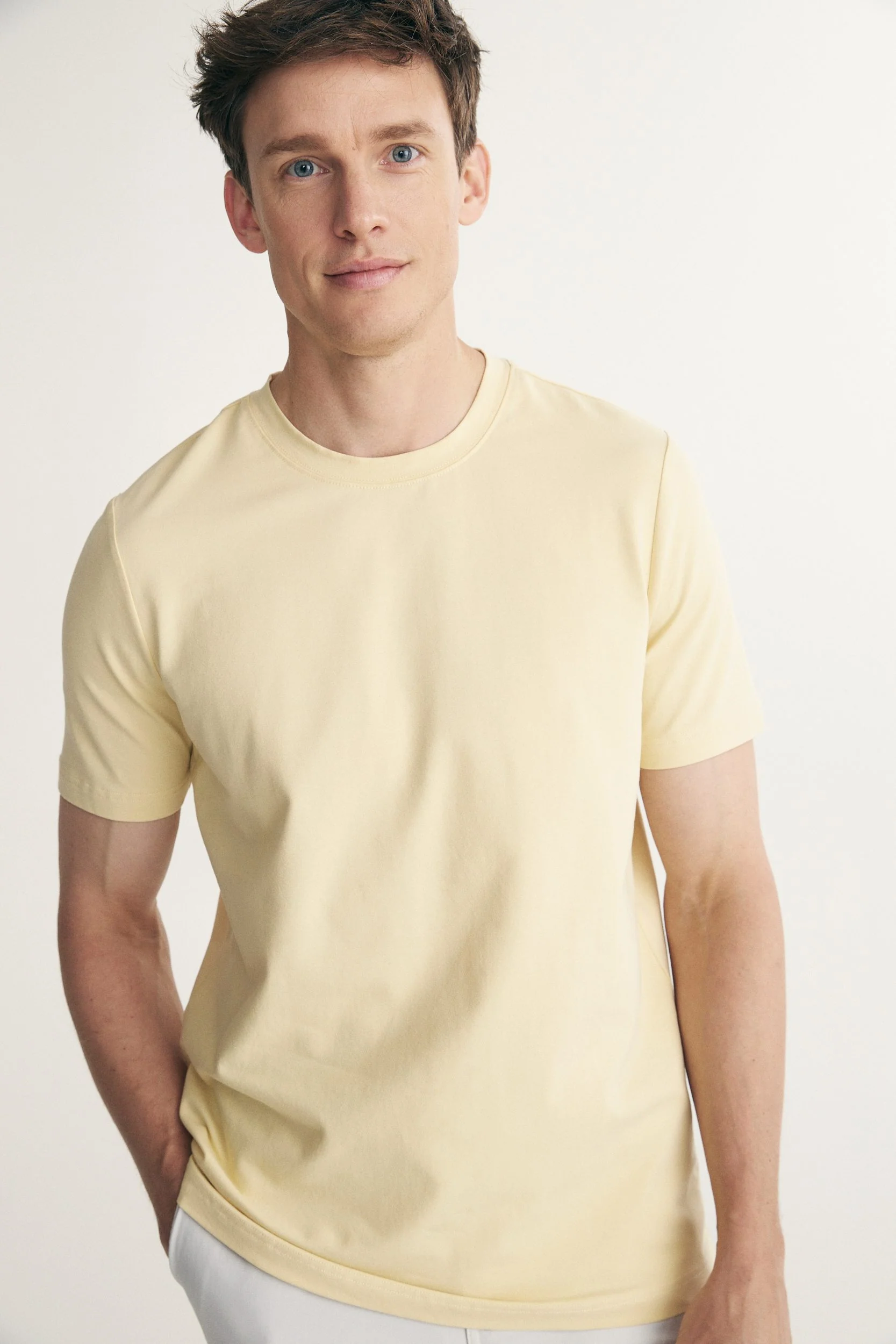 Basic crew neck T-shirt