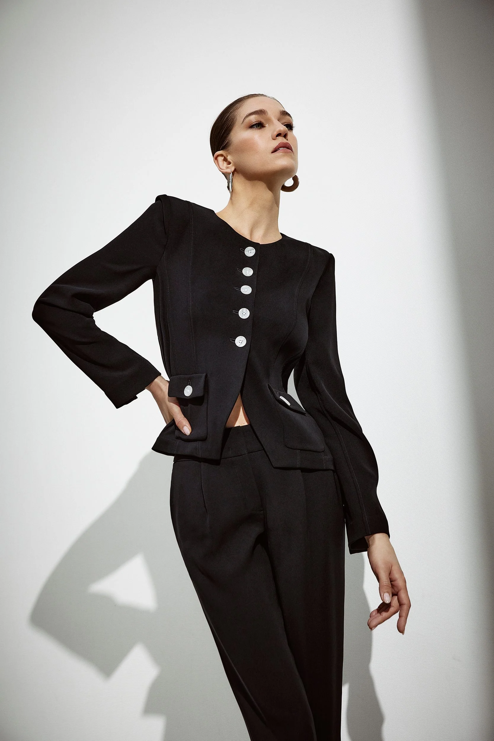 Basic cropped jacket