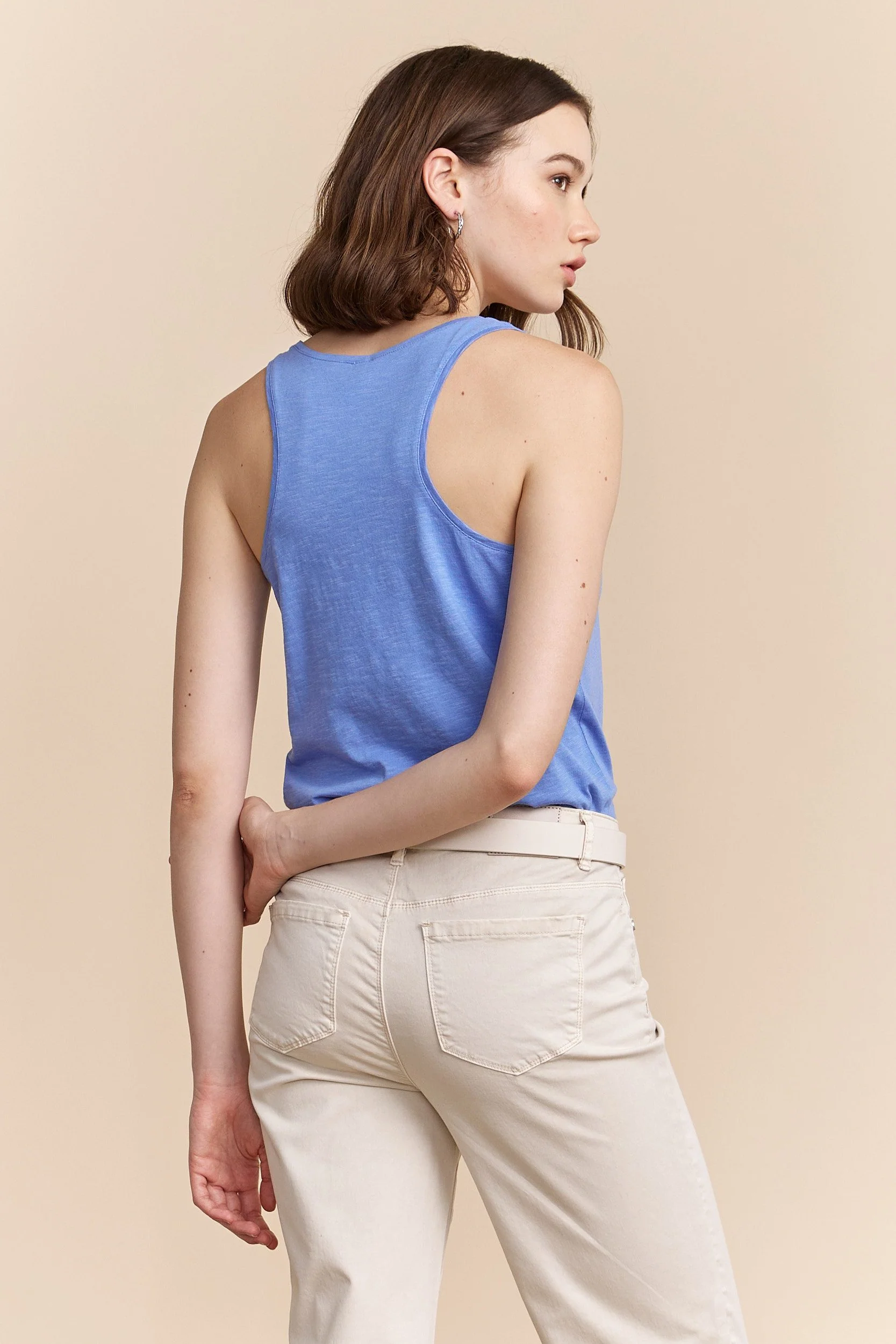 Basic V neck cami - Image 15