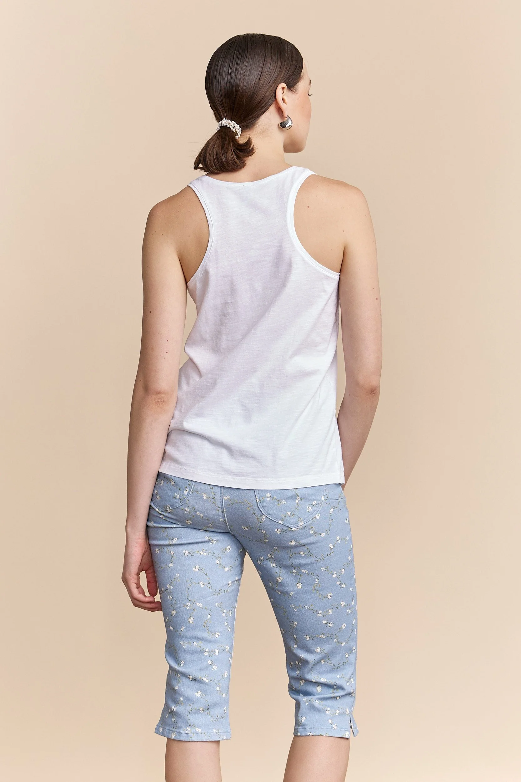 Basic V neck cami - Image 18