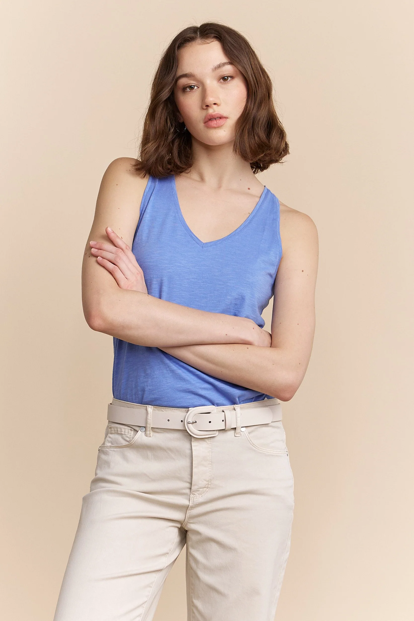 Basic V neck cami - Image 4
