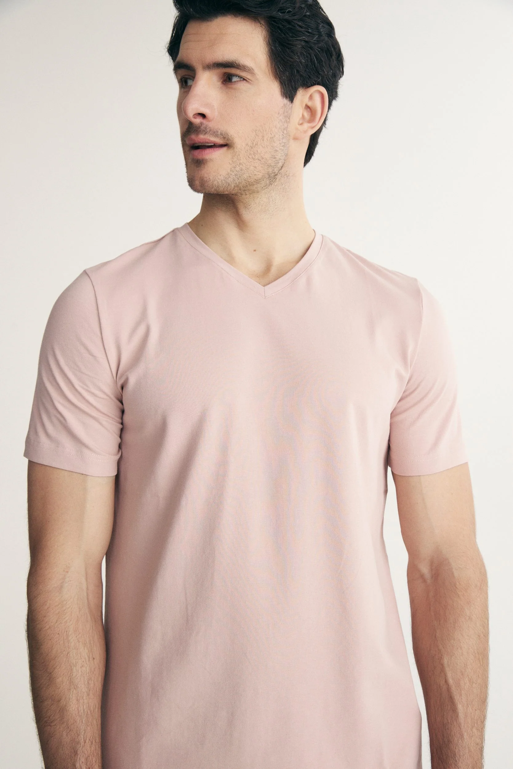 Basic V neck T-shirt - Image 4