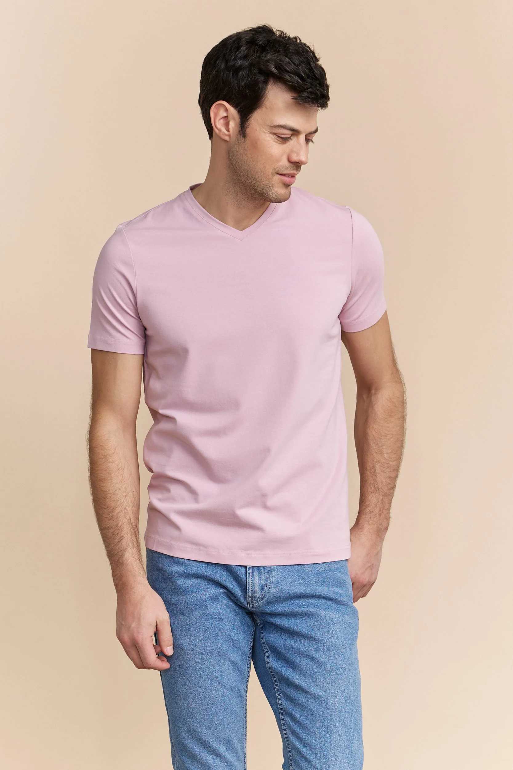 Basic V neck T-shirt - Image 6