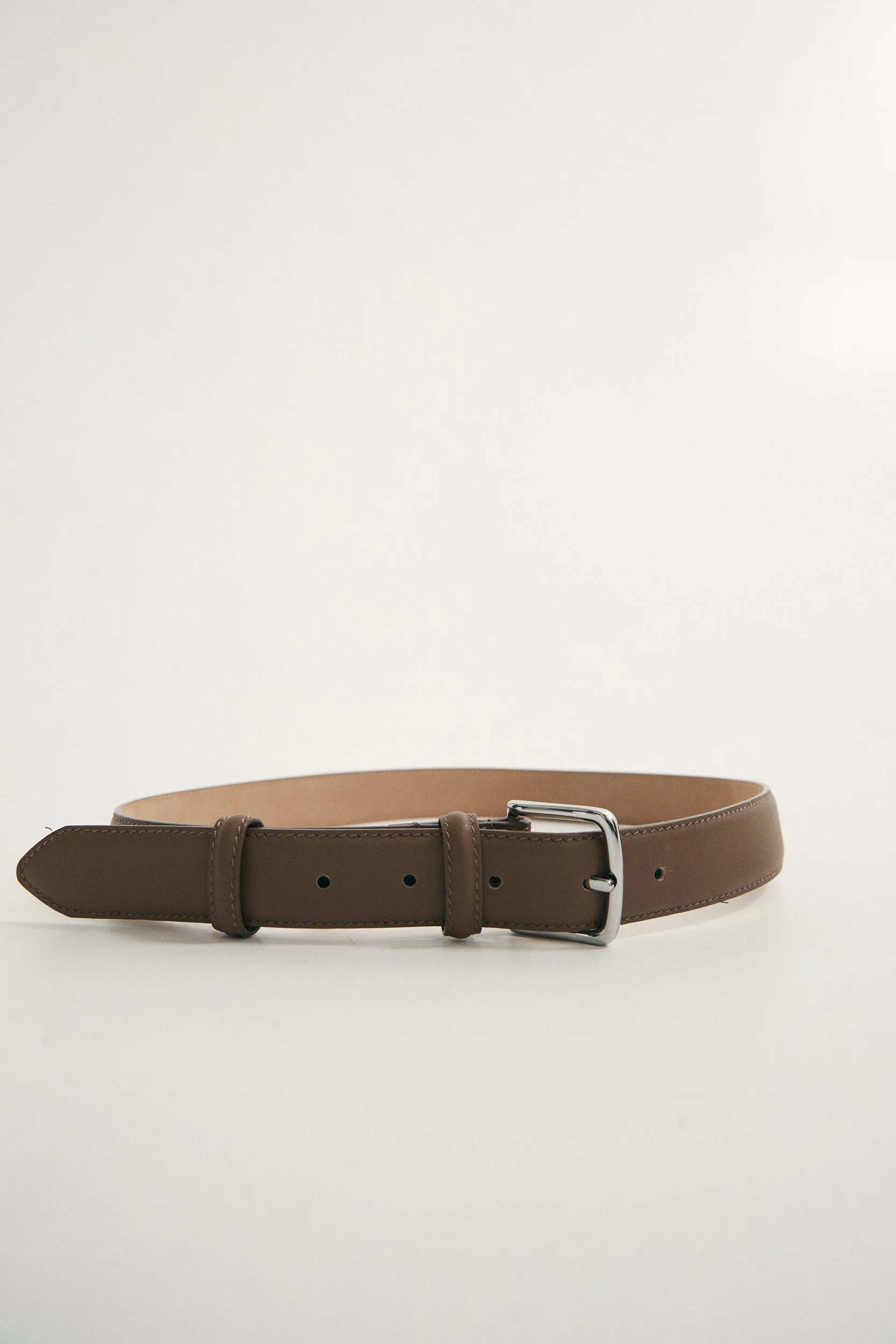 Belt with silver buckle - Image 5