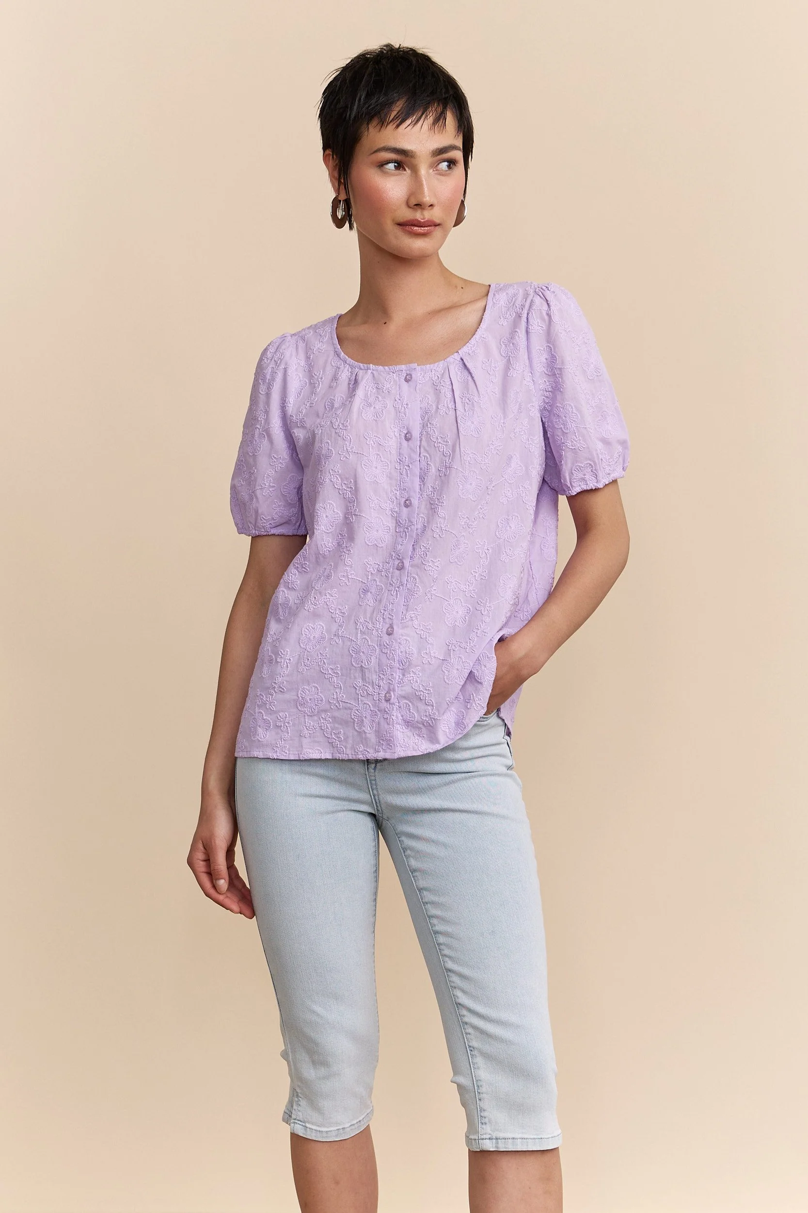 Embroidered blouse with puffy sleeves - Image 2