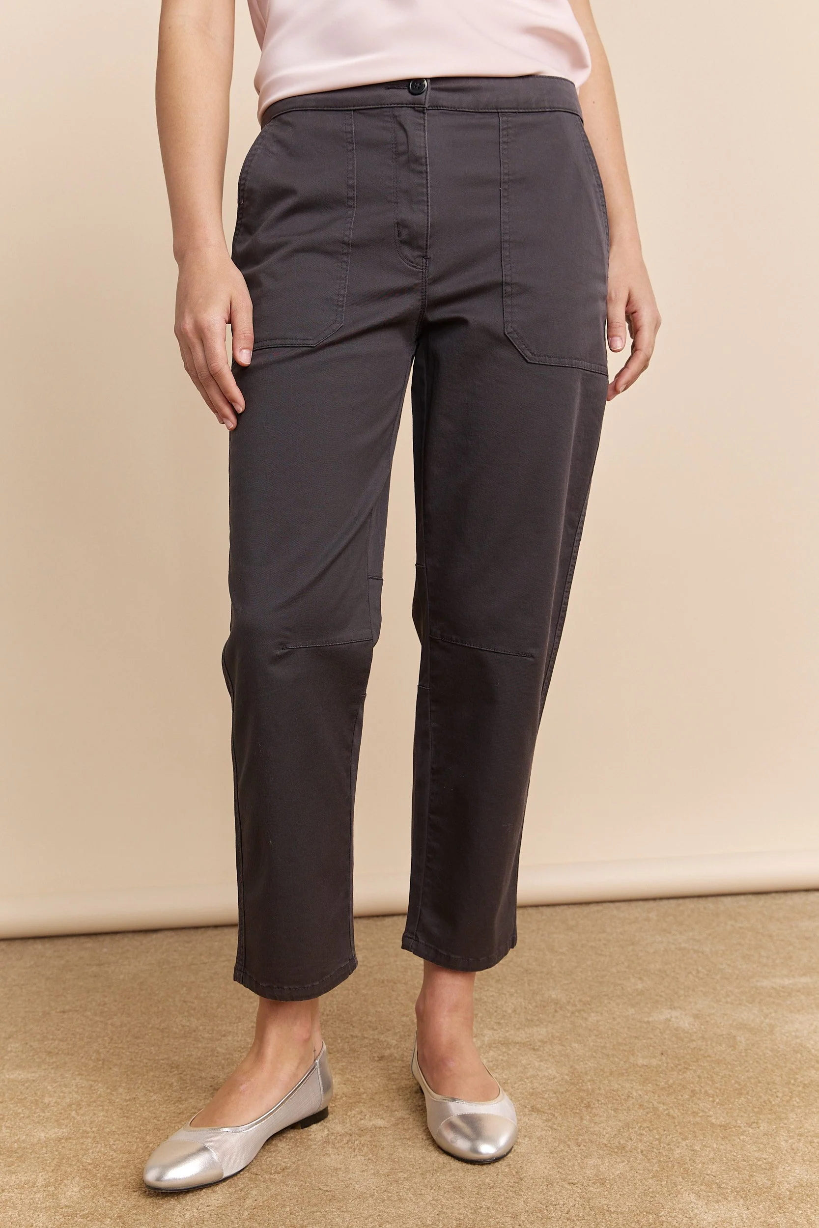 Casual Carrot Pant - Image 3