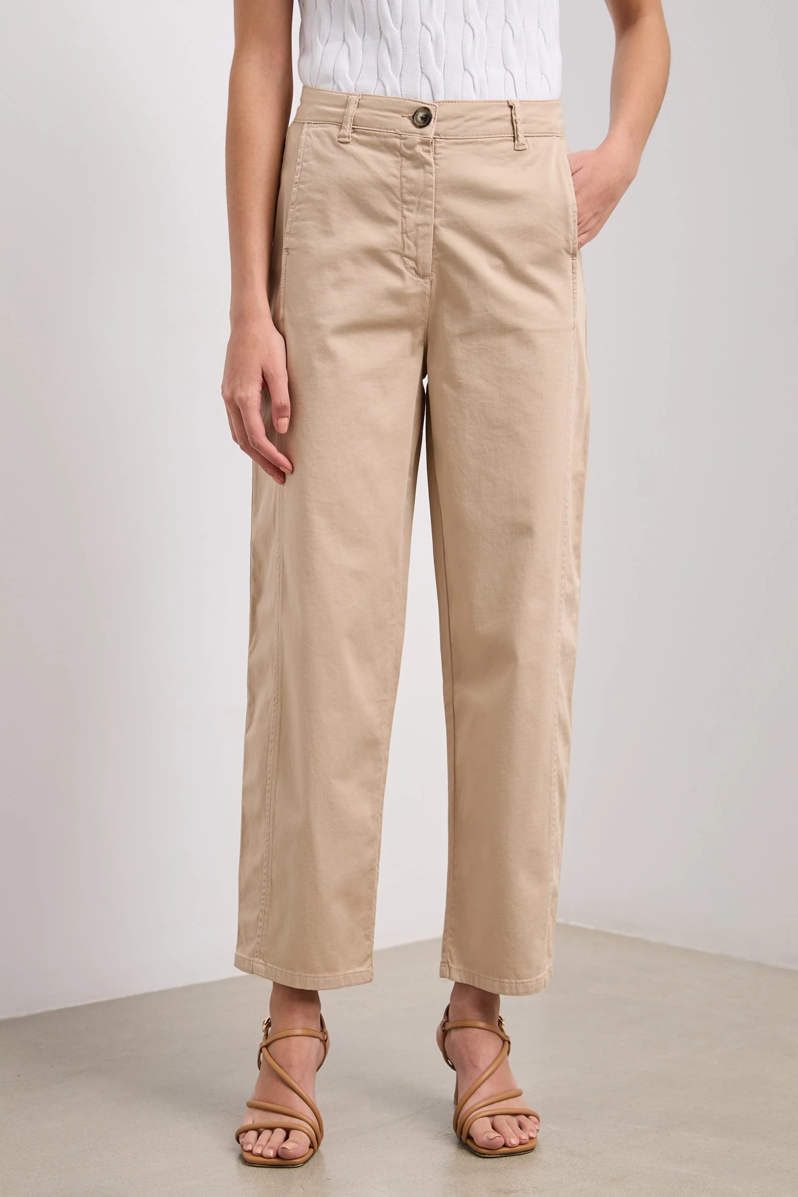 Casual Carrot Pant - Image 3