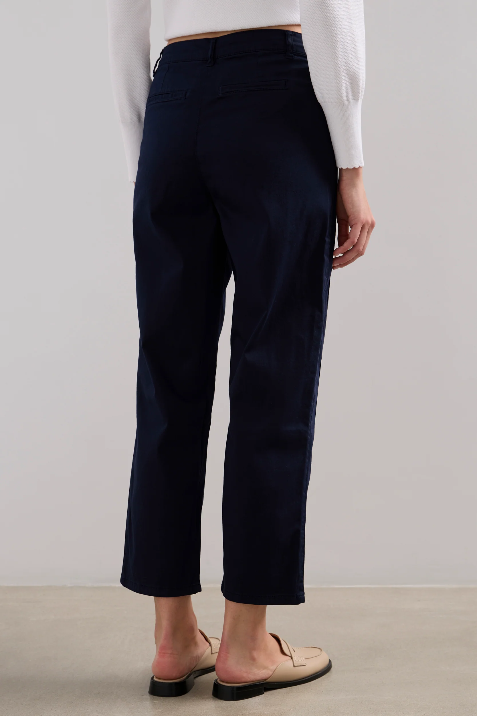 Casual Carrot Pant - Image 9