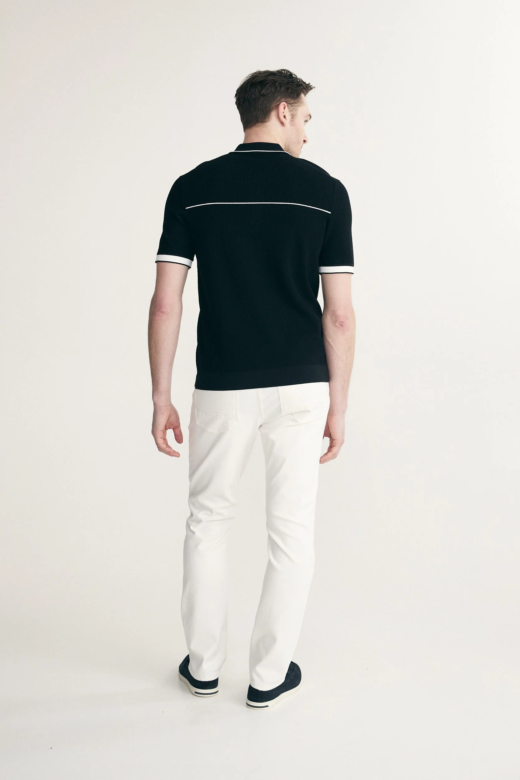 Contrast details knitted polo - Image 3