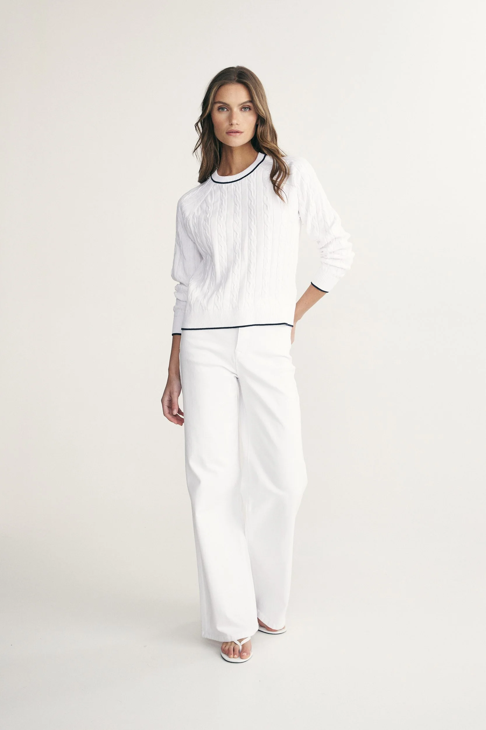 Crew neck cables sweater - Image 6