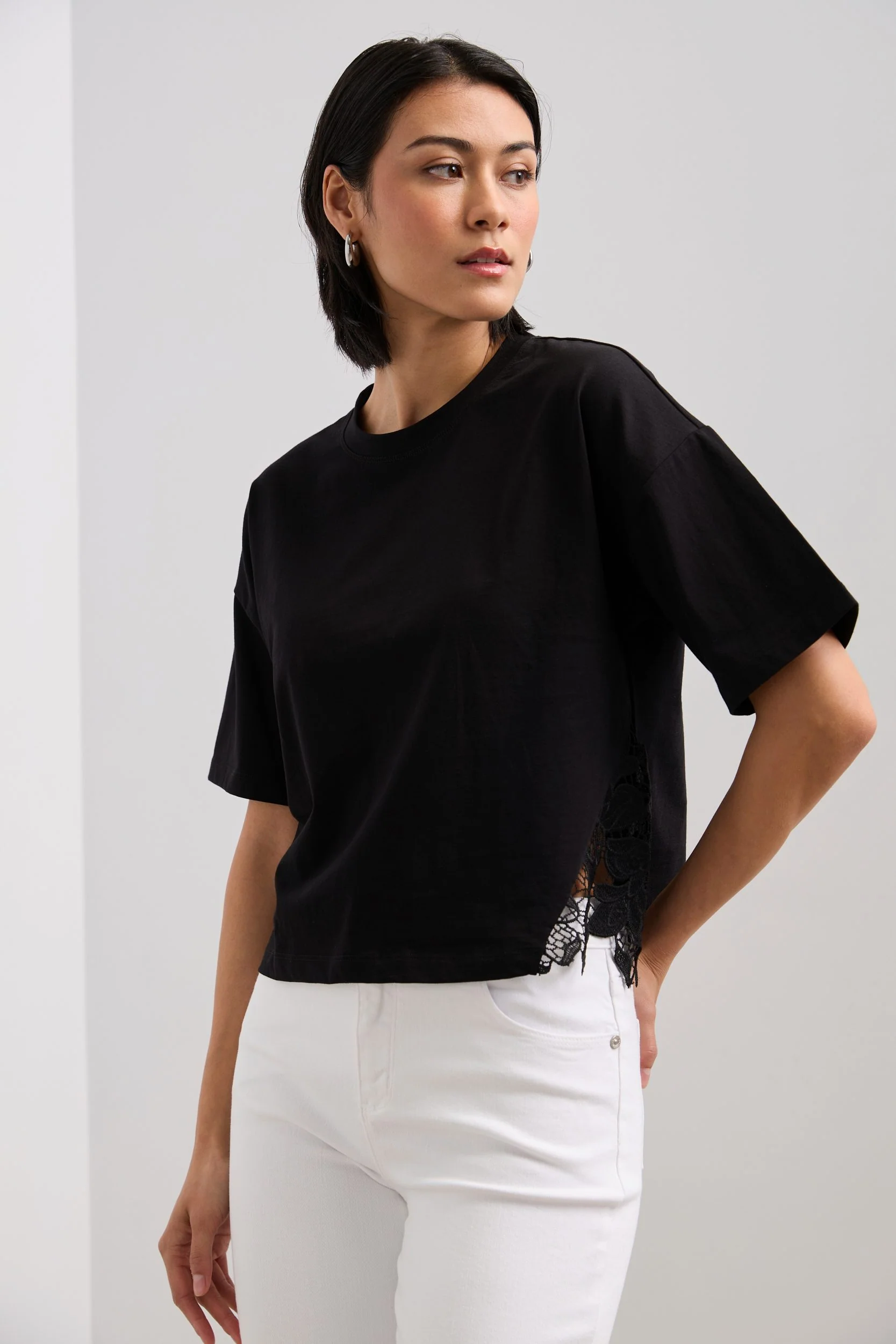 Short t-shirt with crochet detail