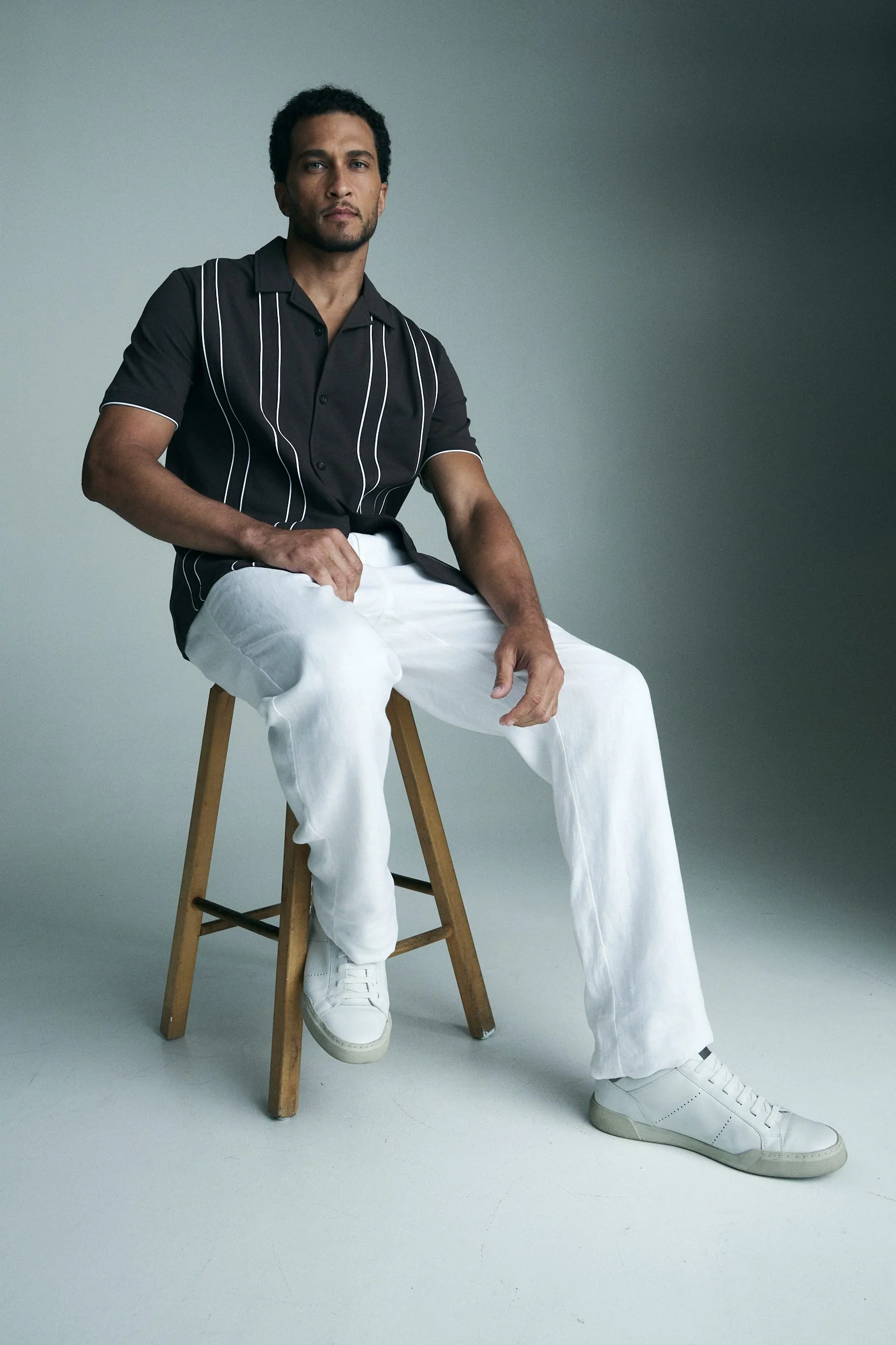 Cuban collar fitted shirt - Image 4