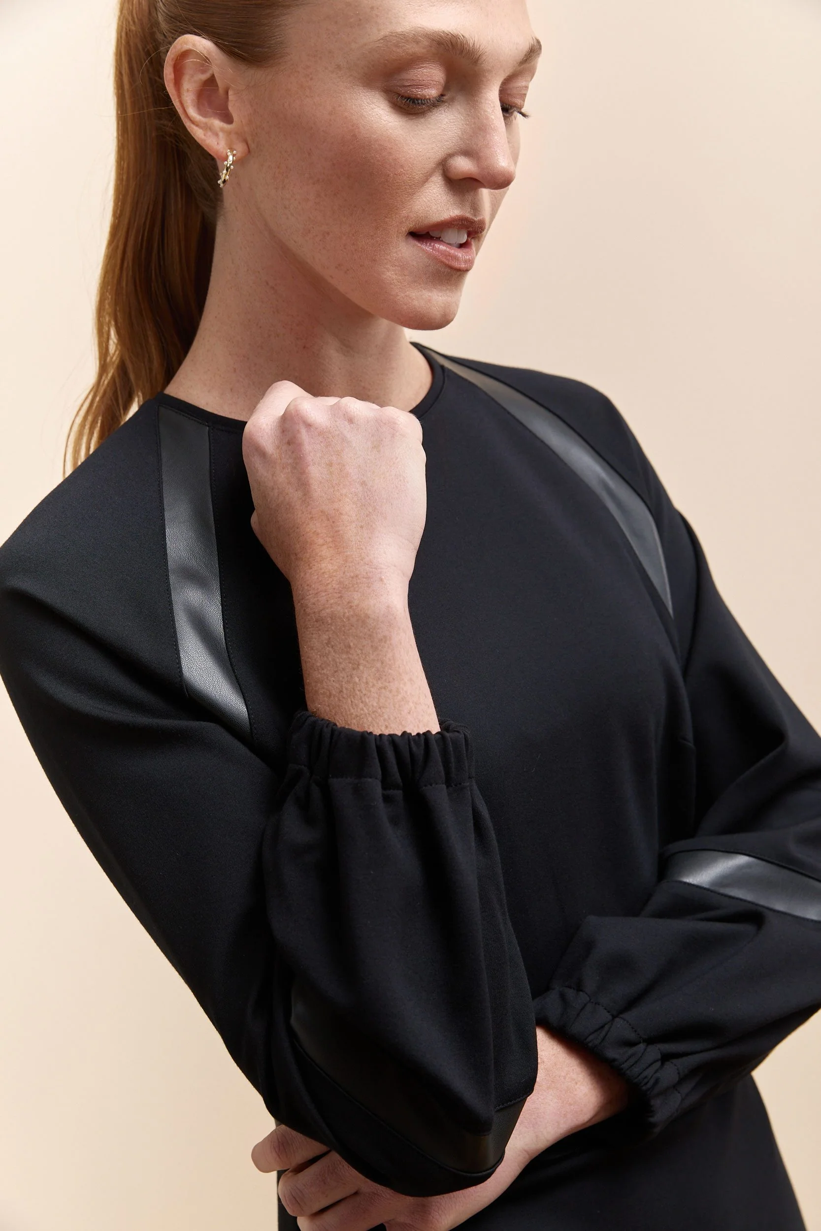 Dress with balloon sleeve - Image 4