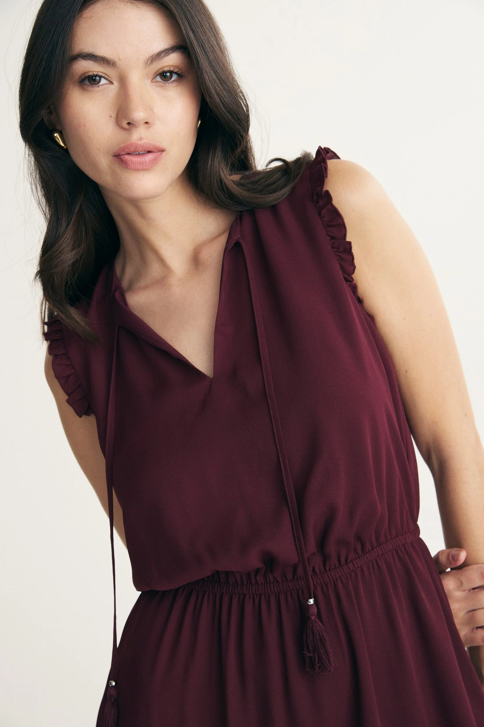 Dress with frills - Image 7