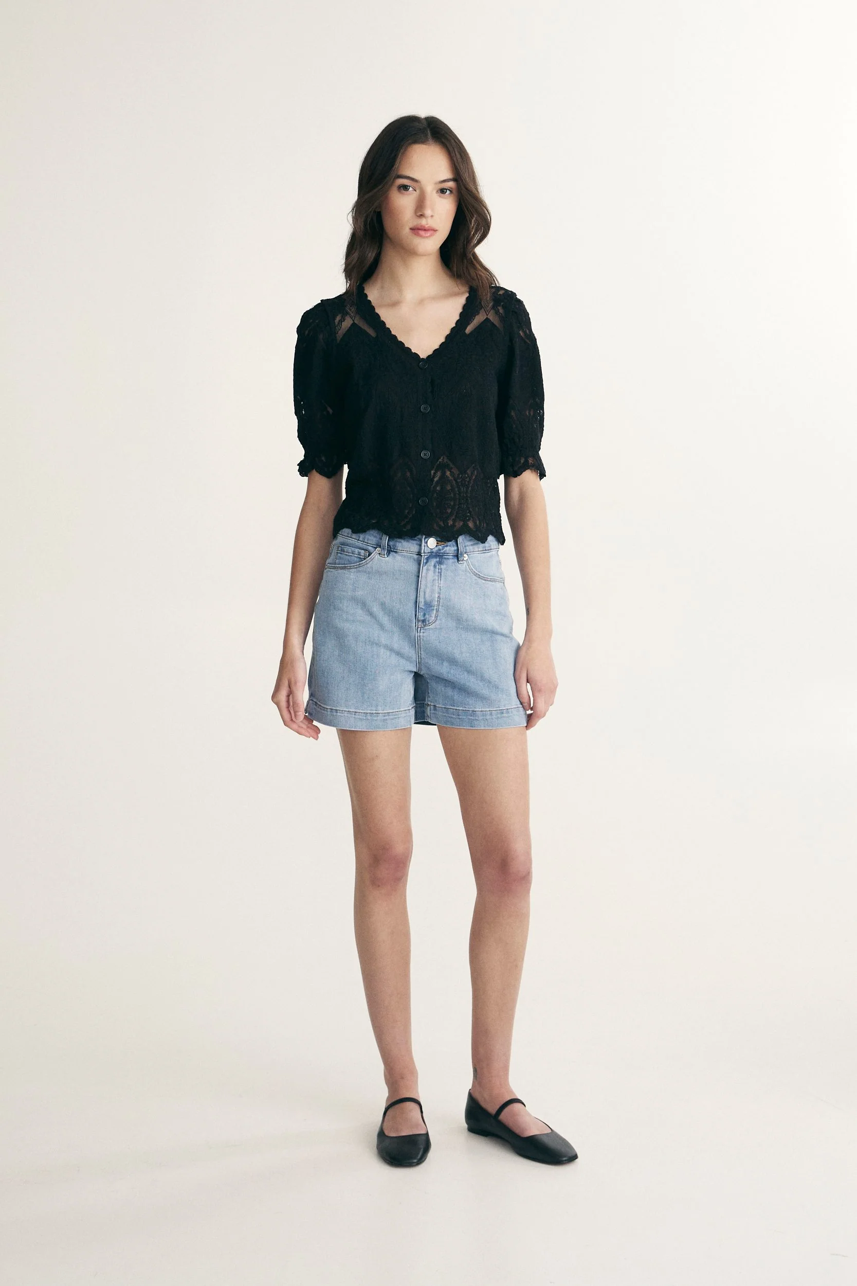 Embroidered blouse - Image 3