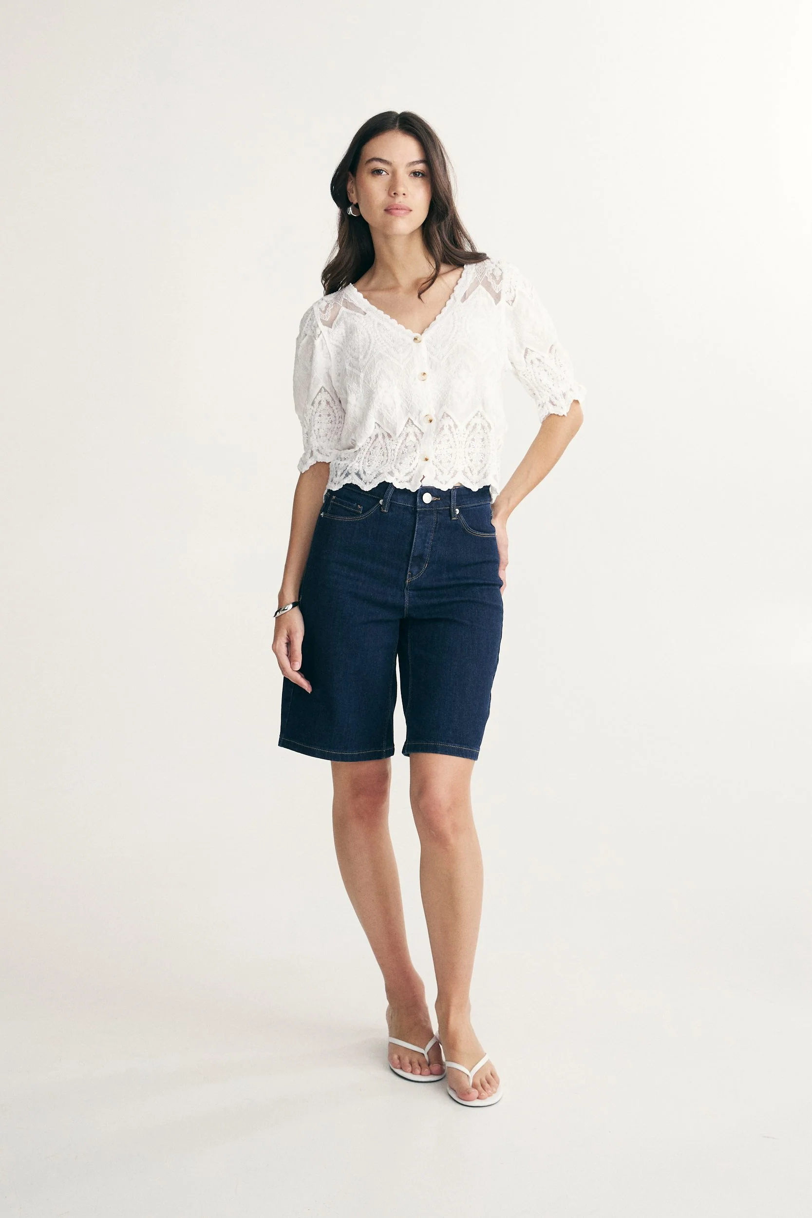 Embroidered blouse - Image 6