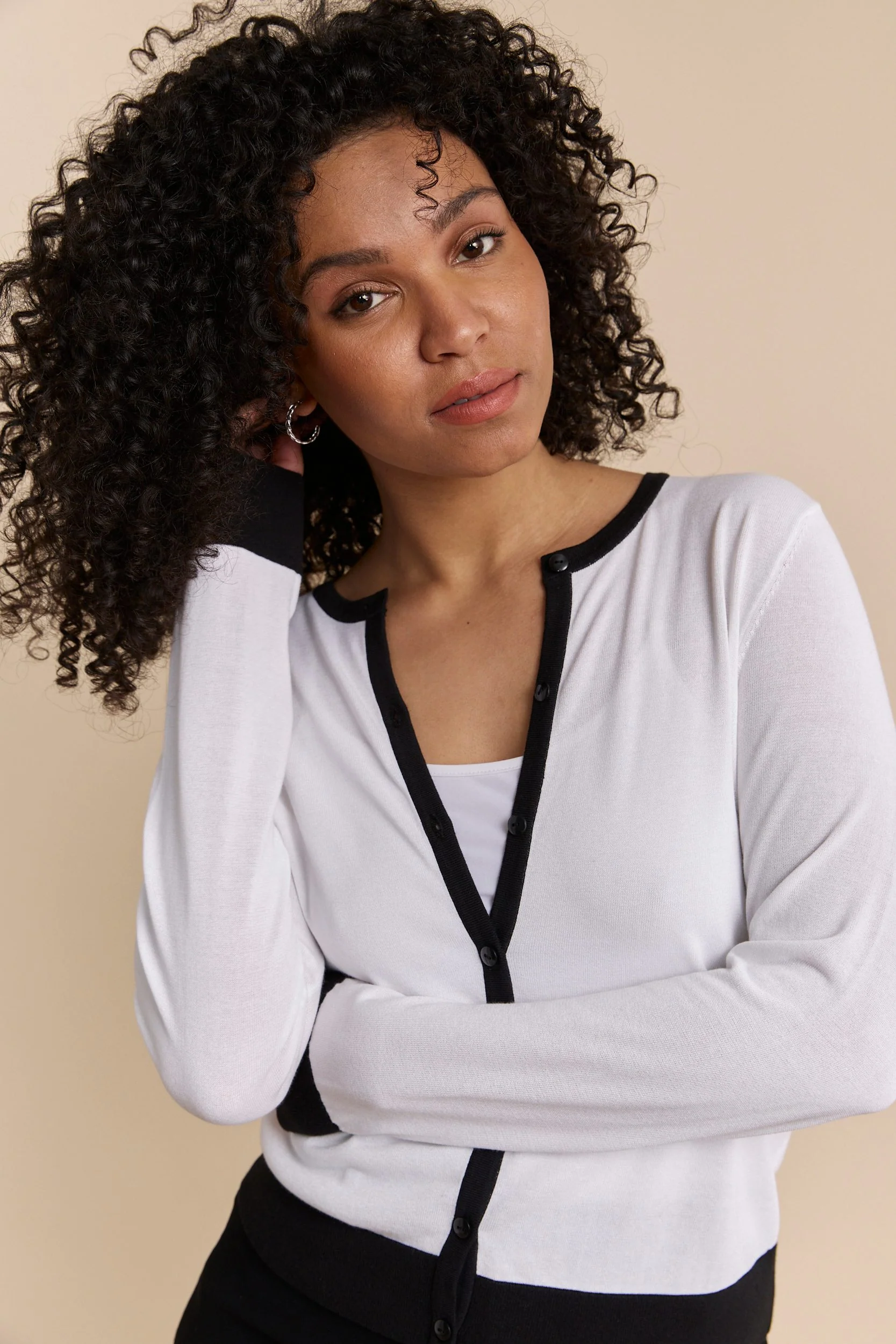 Fine knit cardigan - Image 2