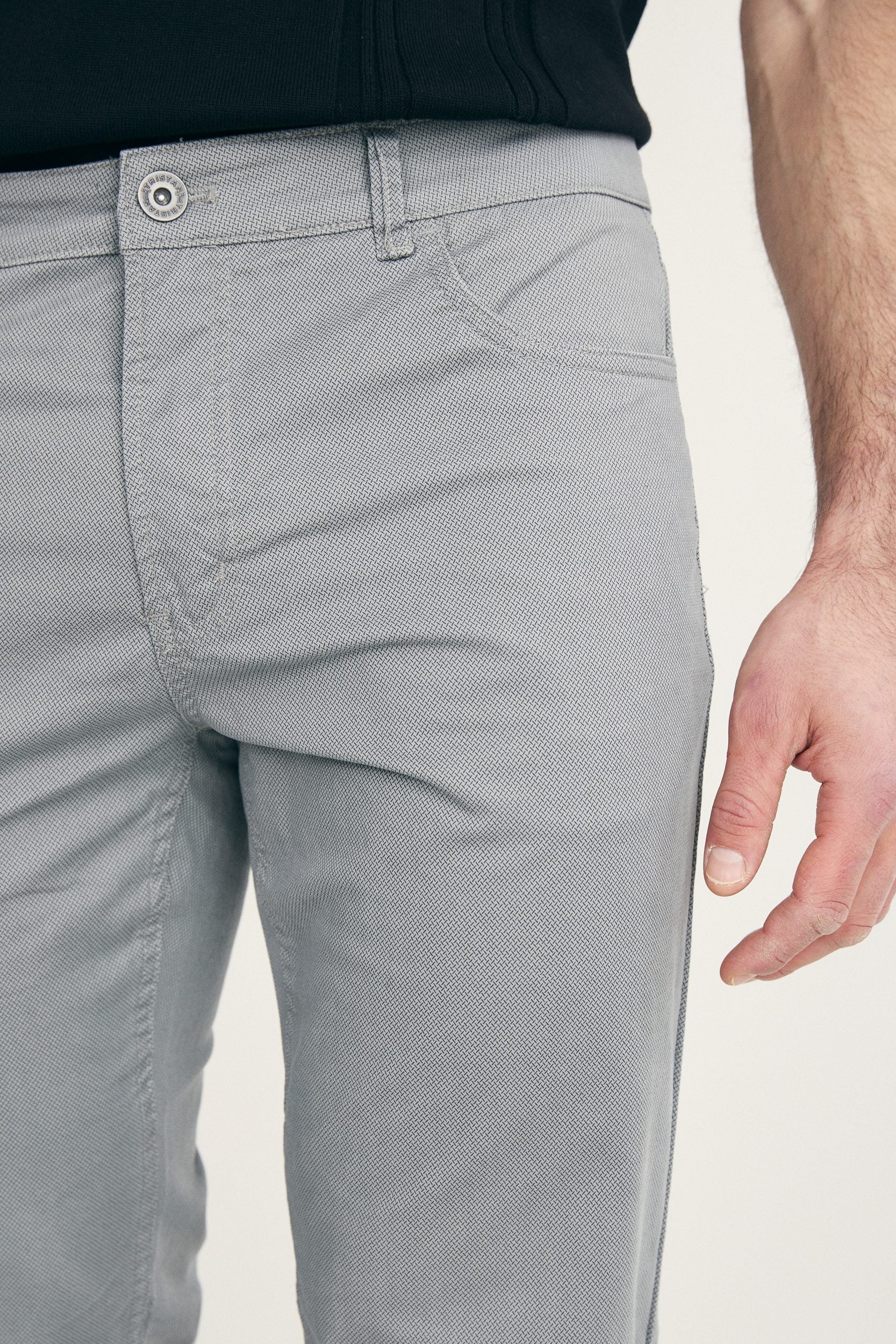 Five pockets printed slim fit pant - Image 3