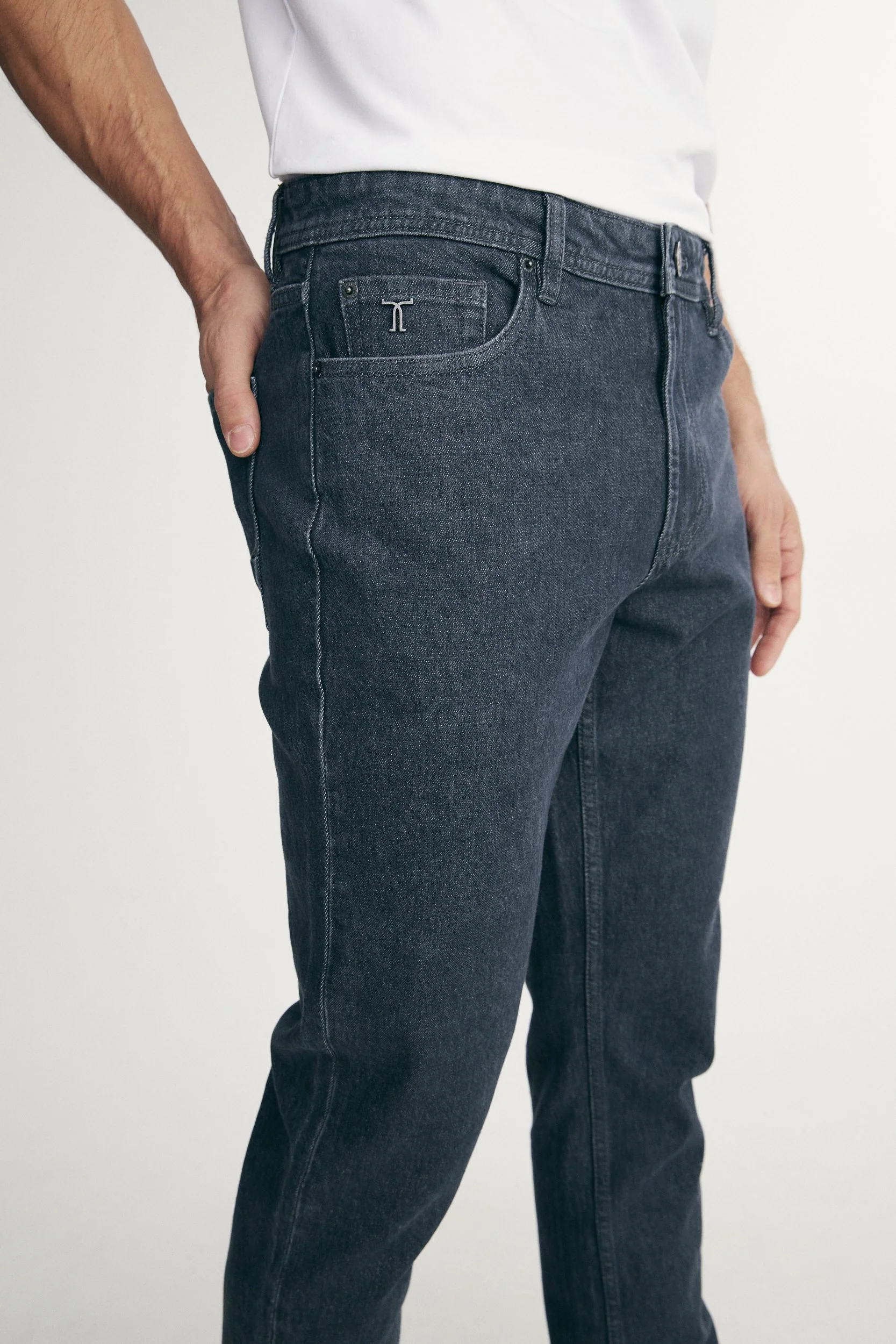 Five pockets slim fit jeans - Image 3