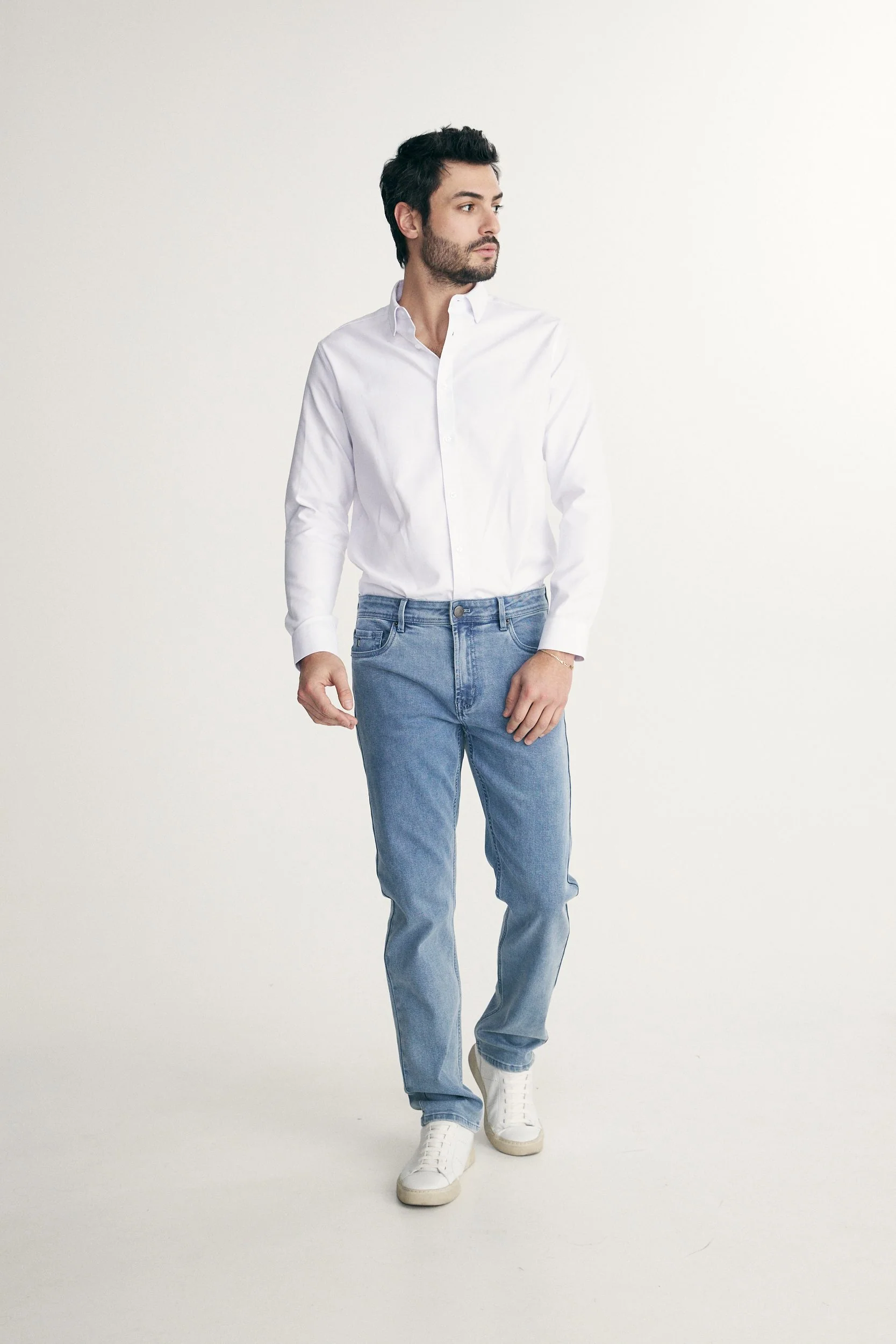 Five pockets straight jeans