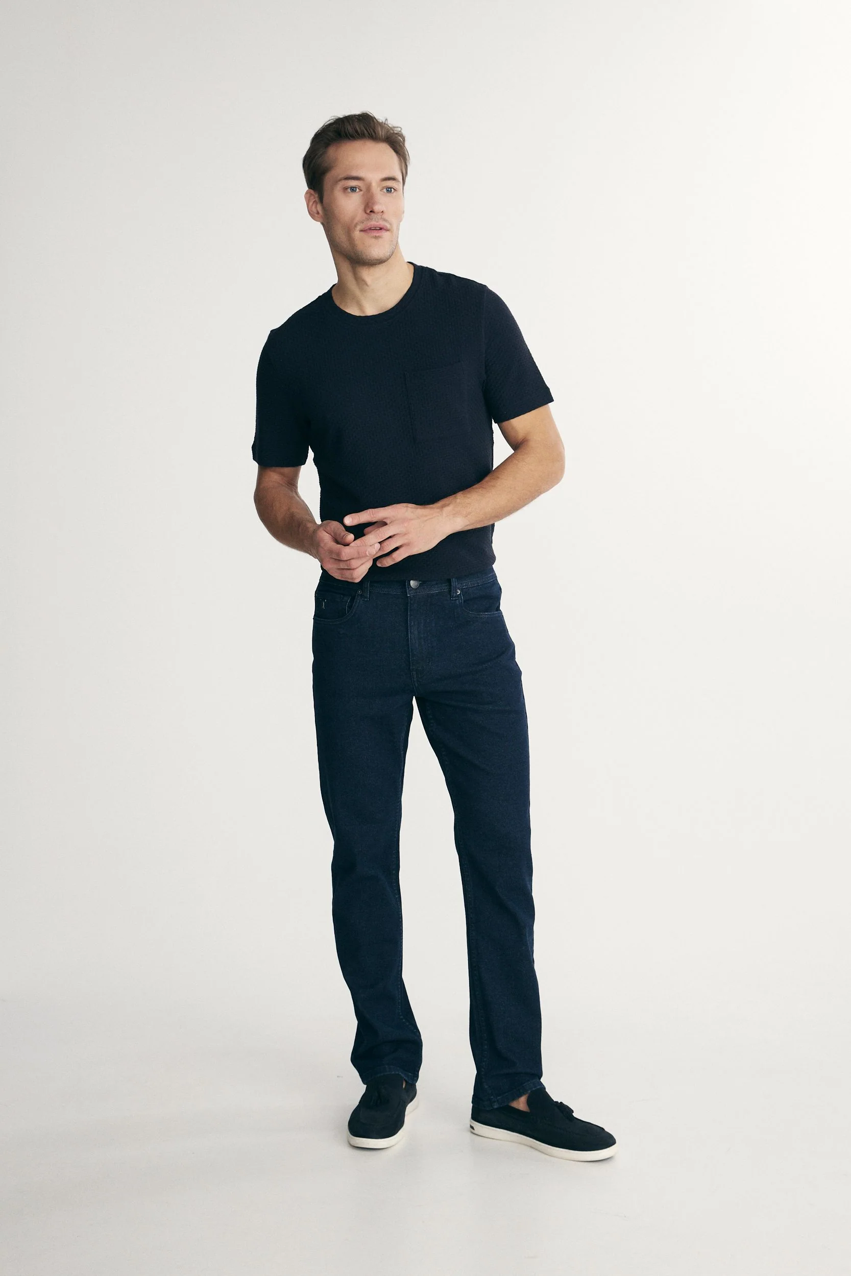 Five pockets straight jeans