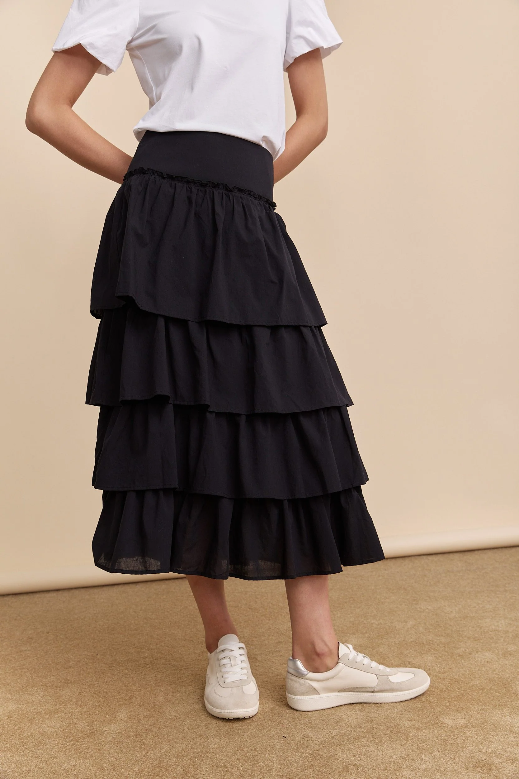 Fluid skirt with frills - Image 3