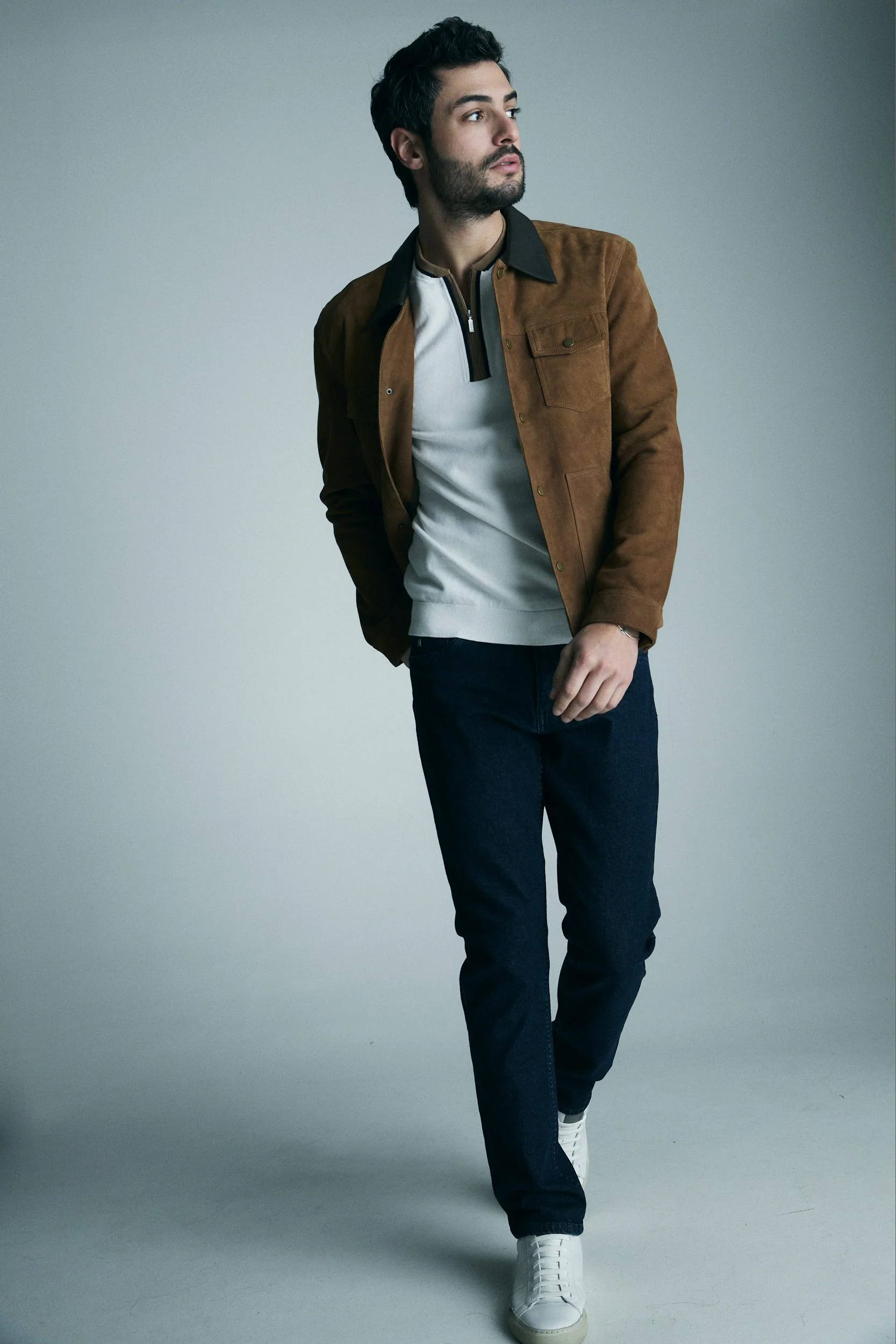 Suede jacket with leather collar