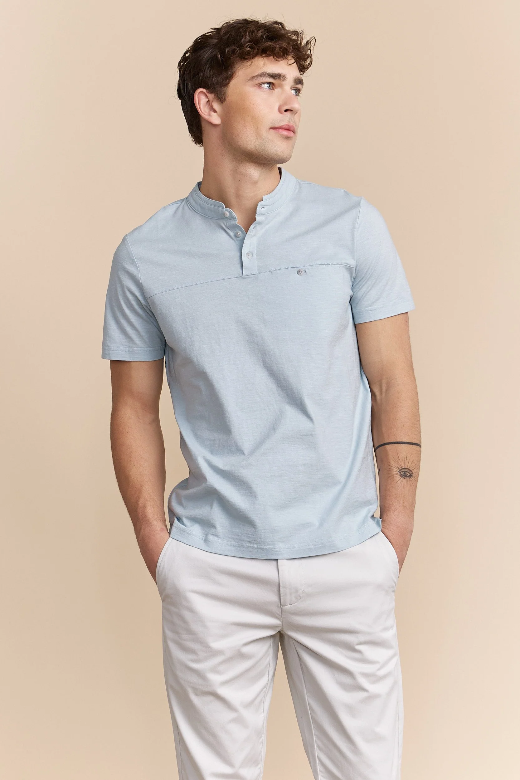 Henley t-shirt with pocket - Image 5