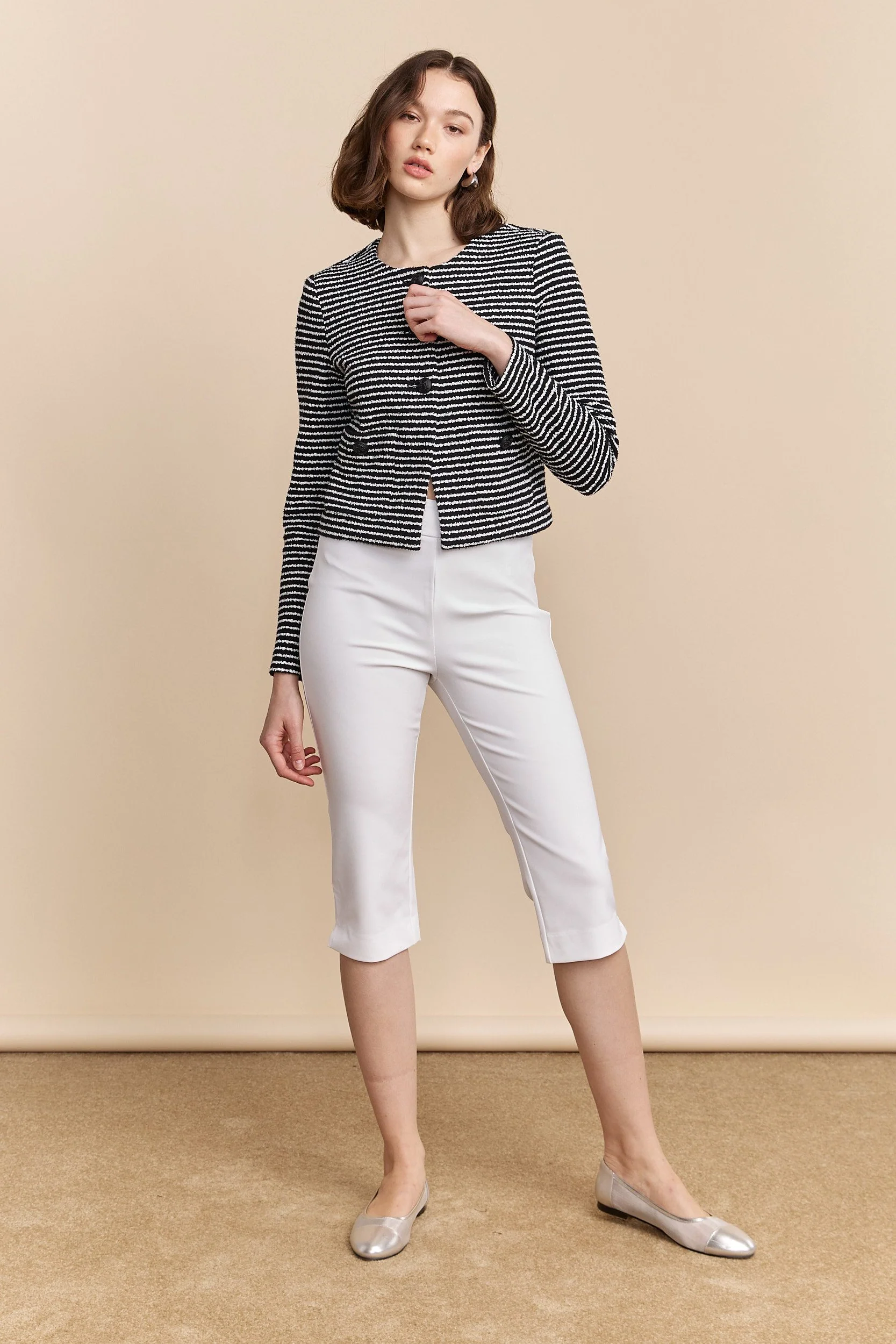 High waist capri with slit - Image 8