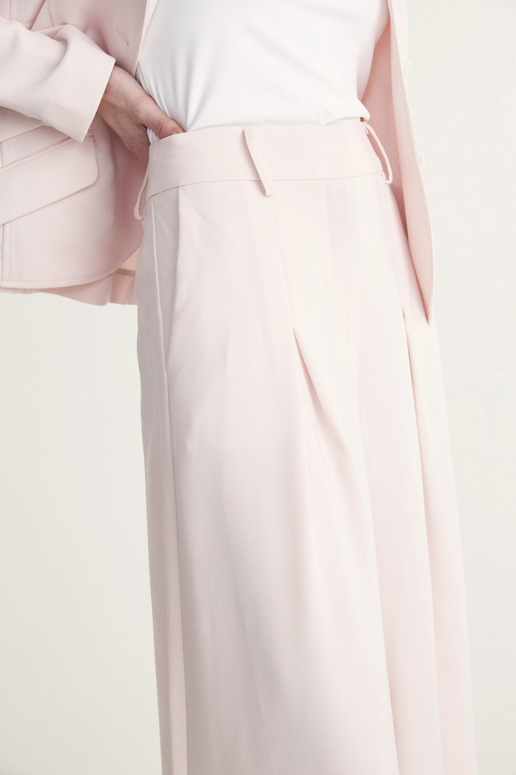 High waist extra wide leg fluid pant - Image 7