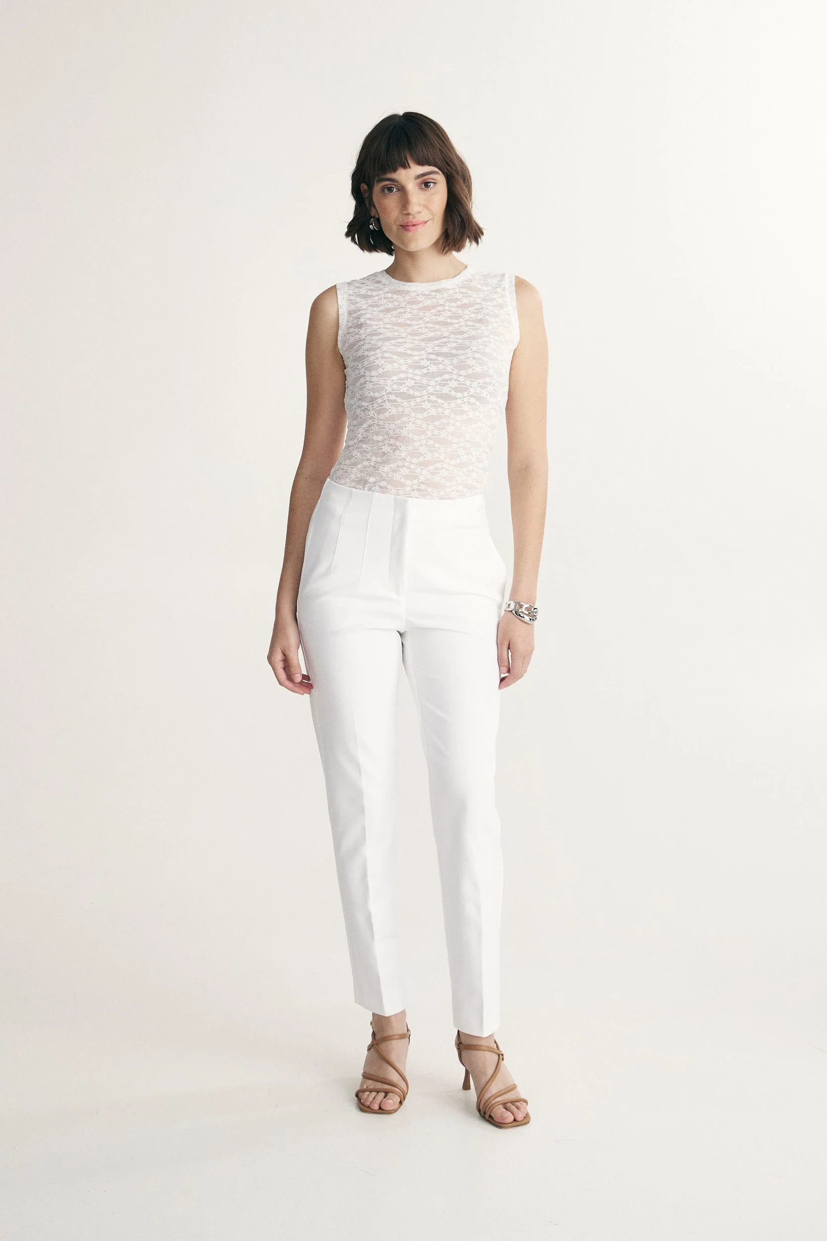 High waist pant with darts