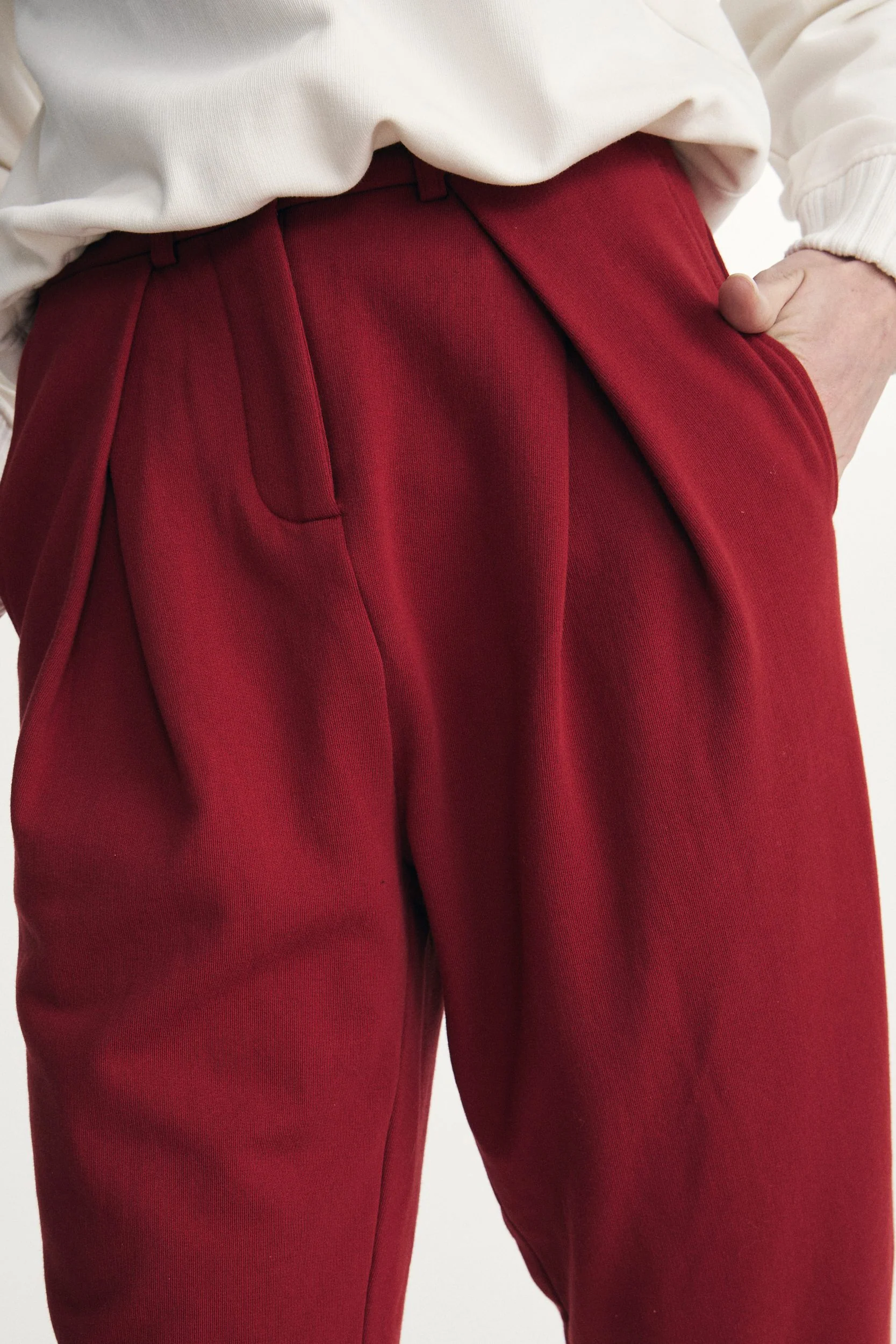 High waist pants with front pleats - Image 4