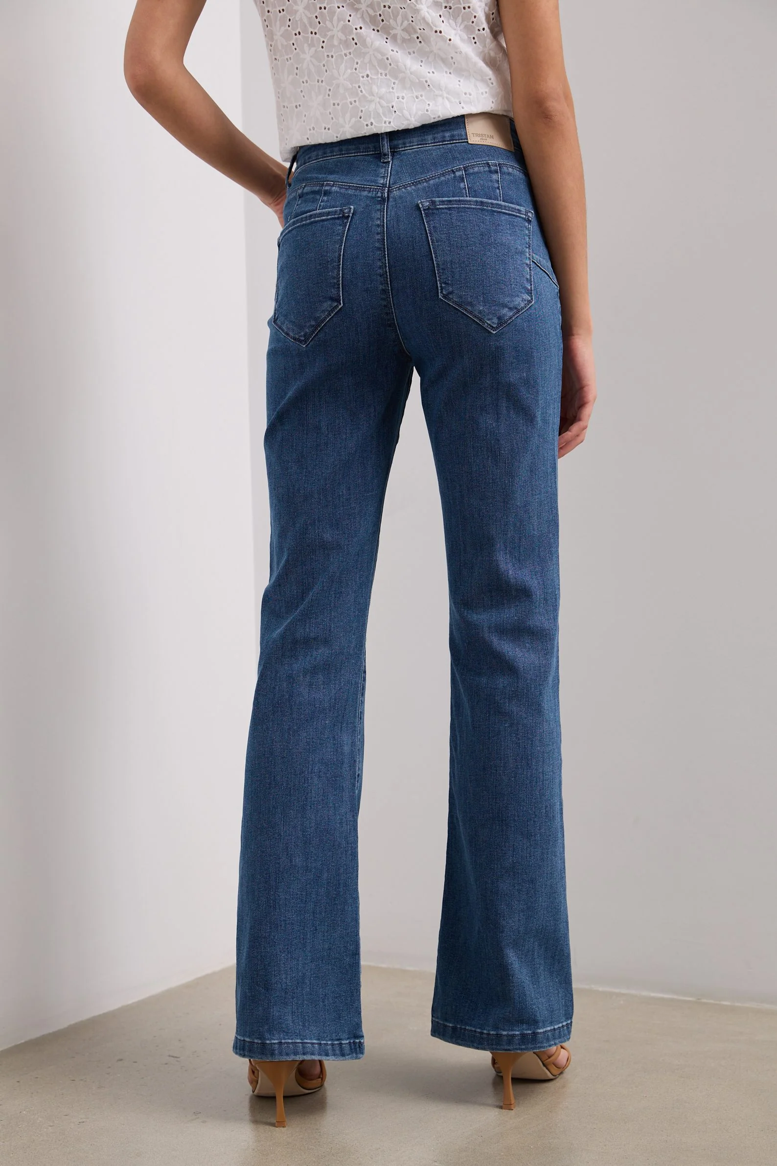 Push up high waist bootcut jea - Image 3