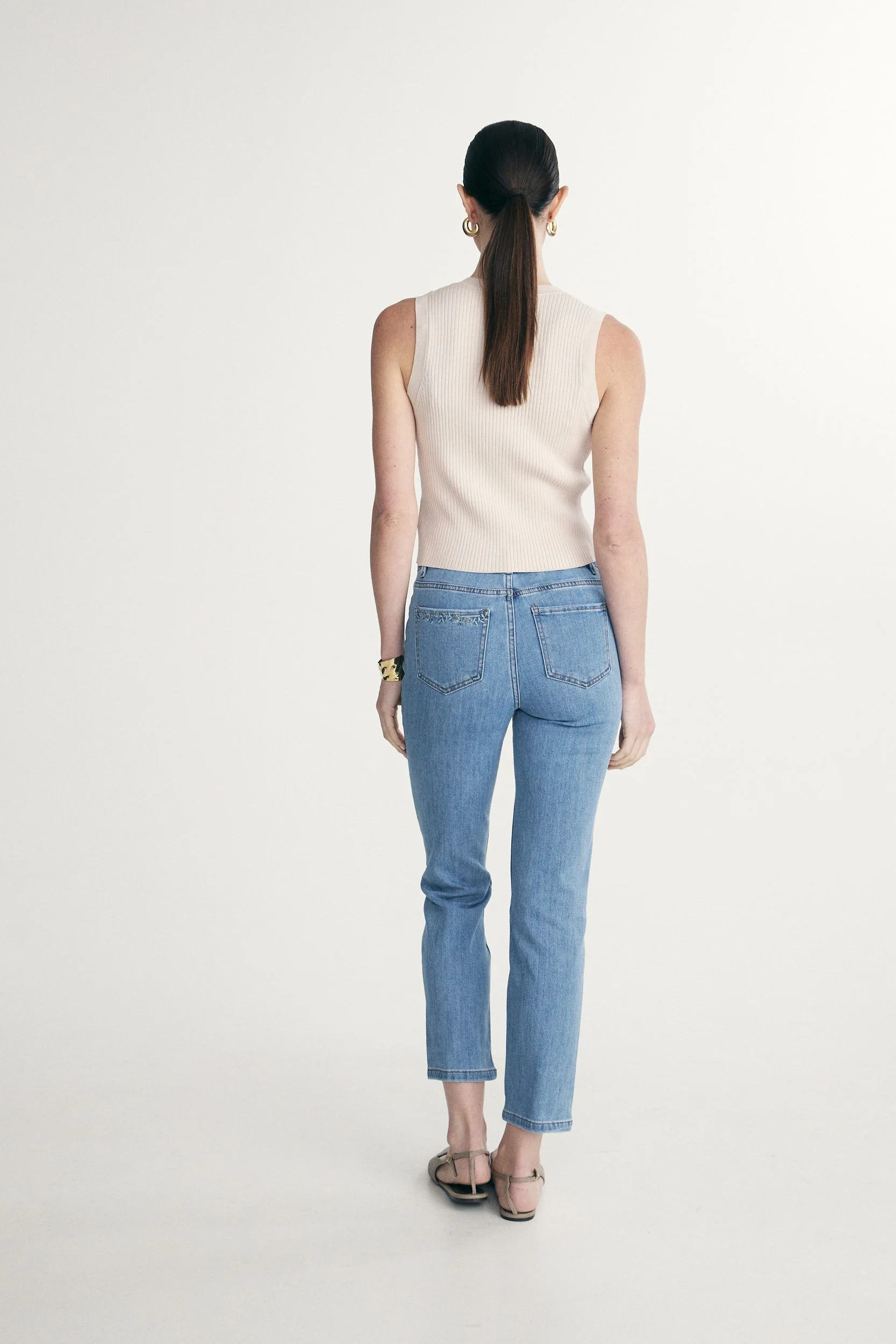 Knit vest - Image 8