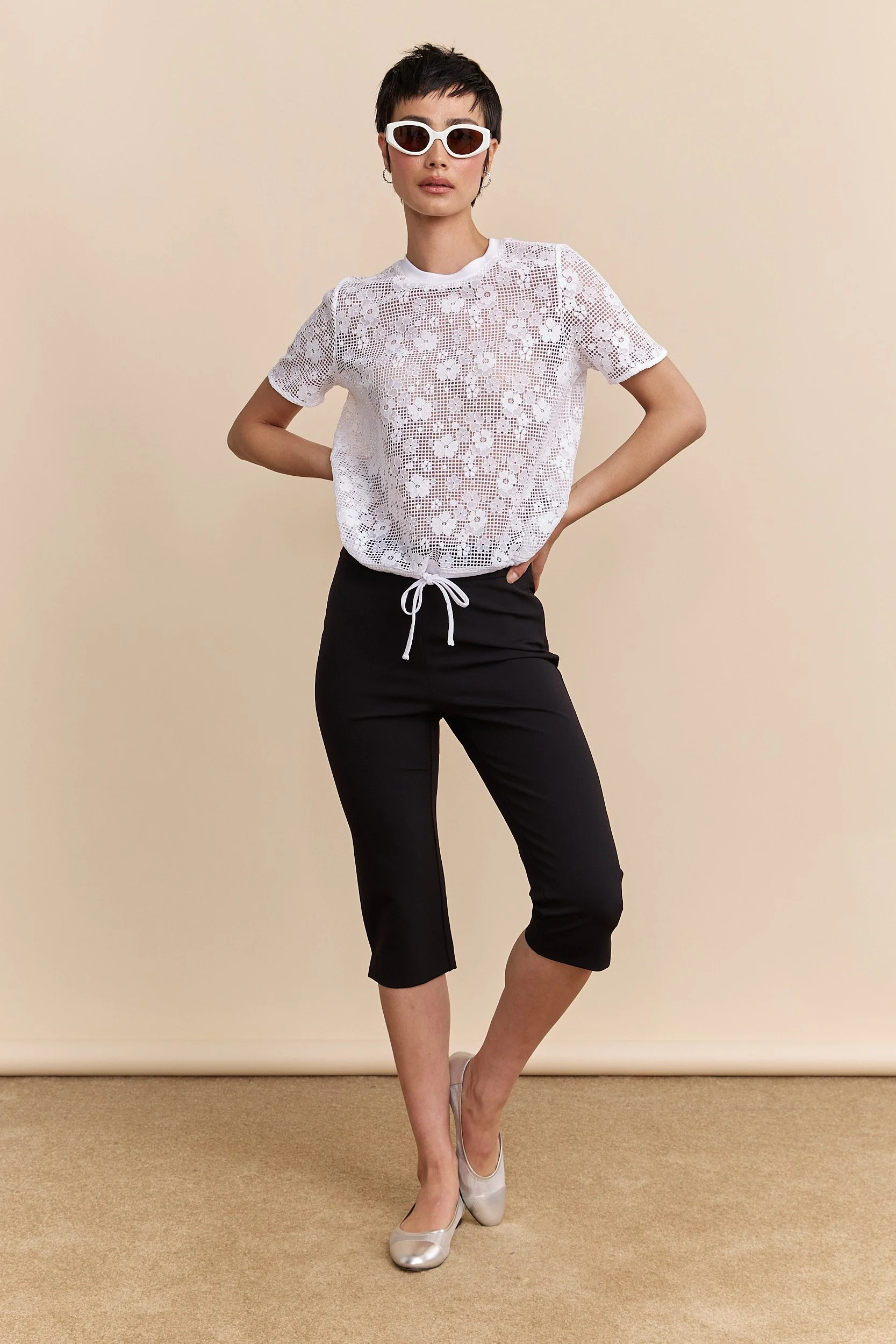Lace boxy short sleeve top with drawstring - Image 8
