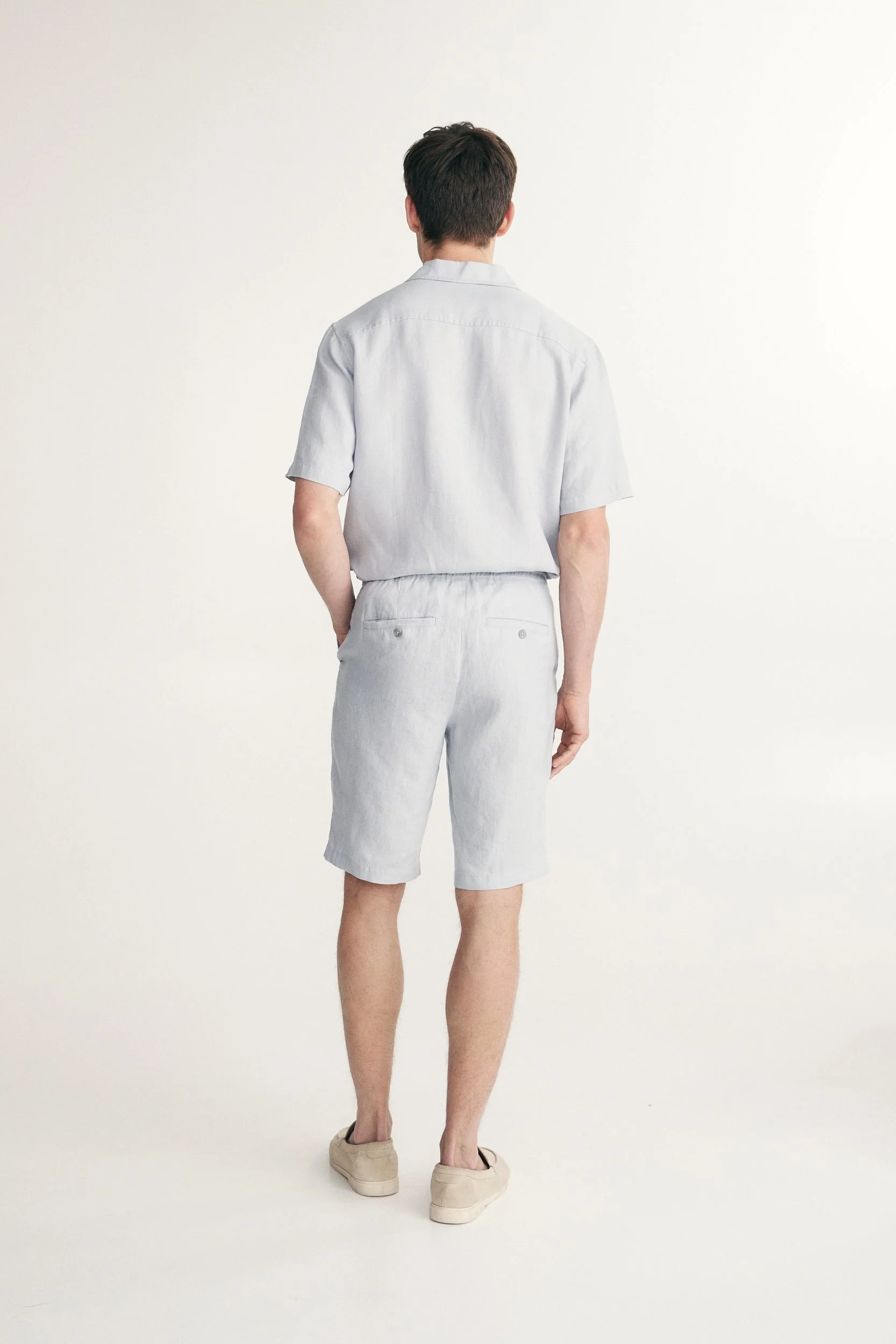 Linen bermuda with drawstring - Image 8
