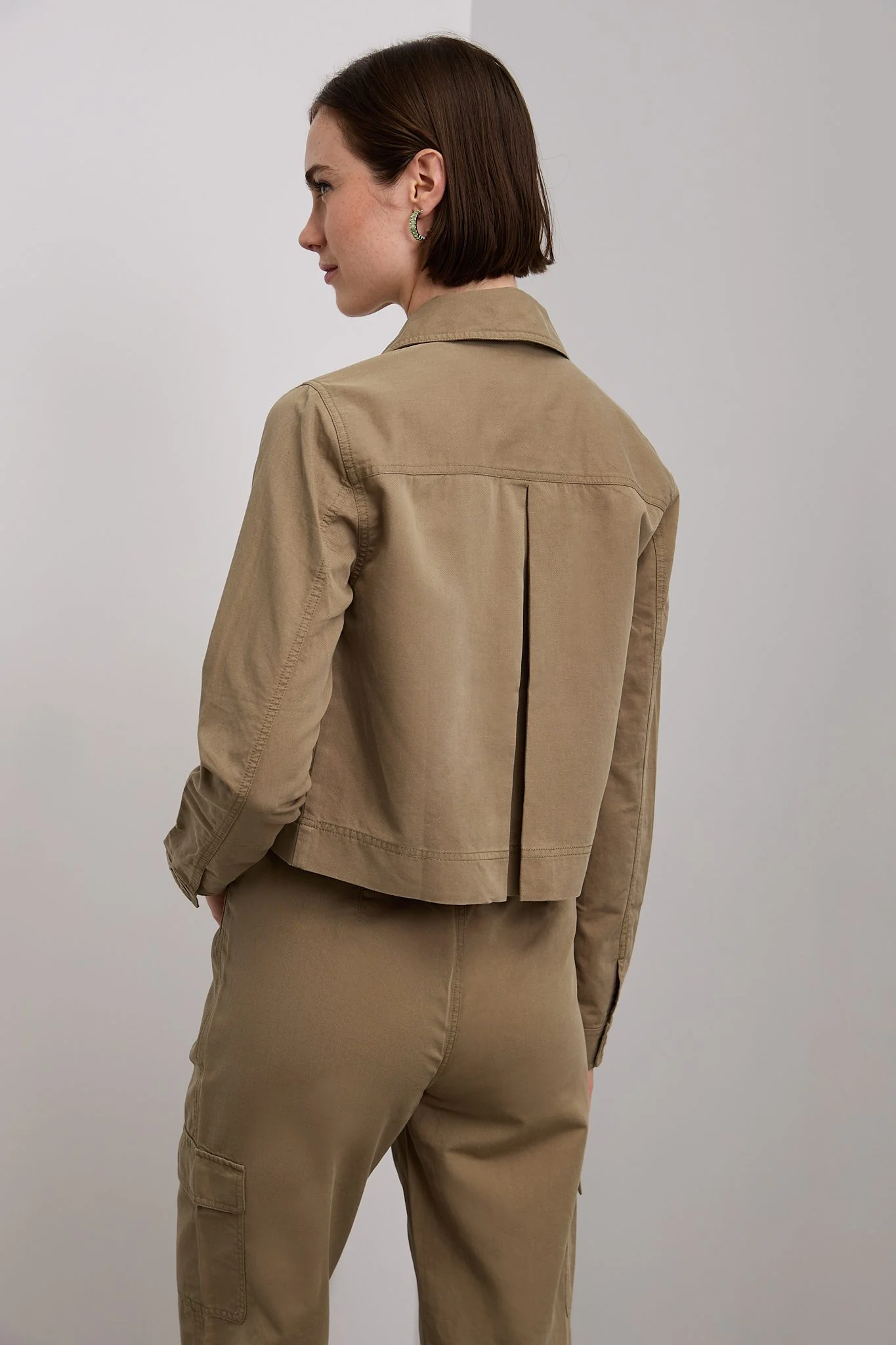Linen blend cropped utility jacket - Image 3