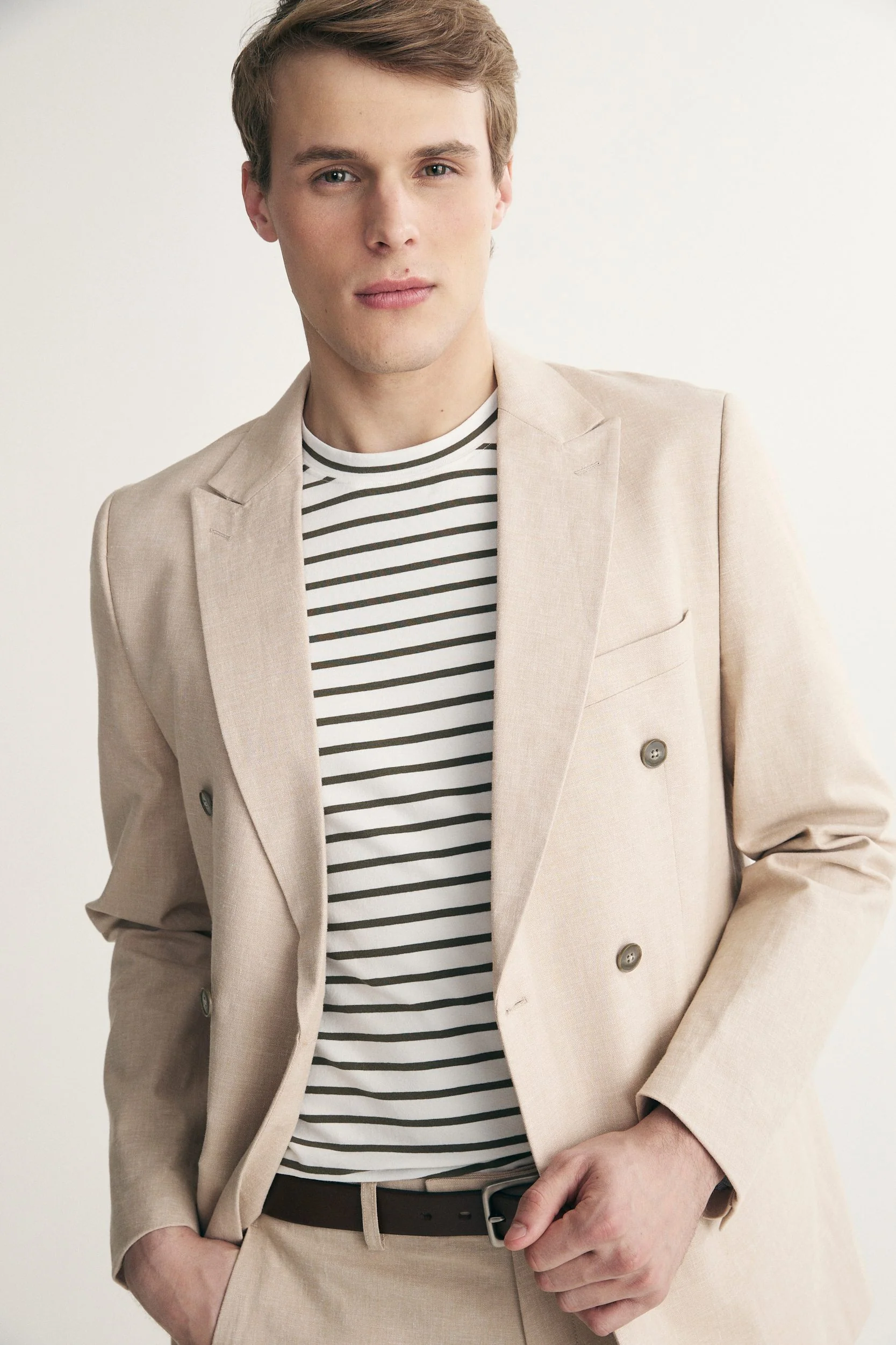 Linen double breast fitted blazer - Image 3