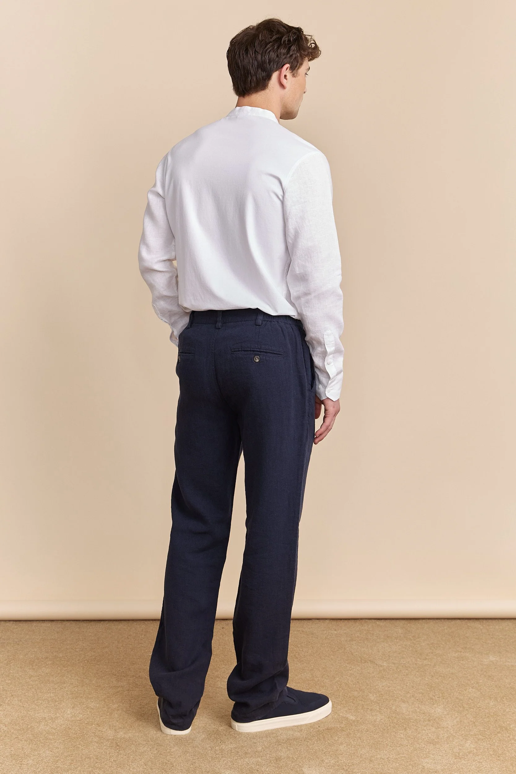 Linen pant with elastic sides - Image 10