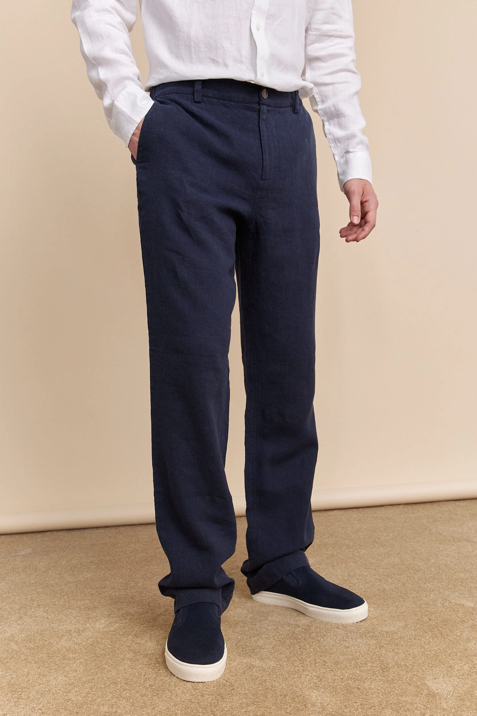 Linen pant with elastic sides - Image 11