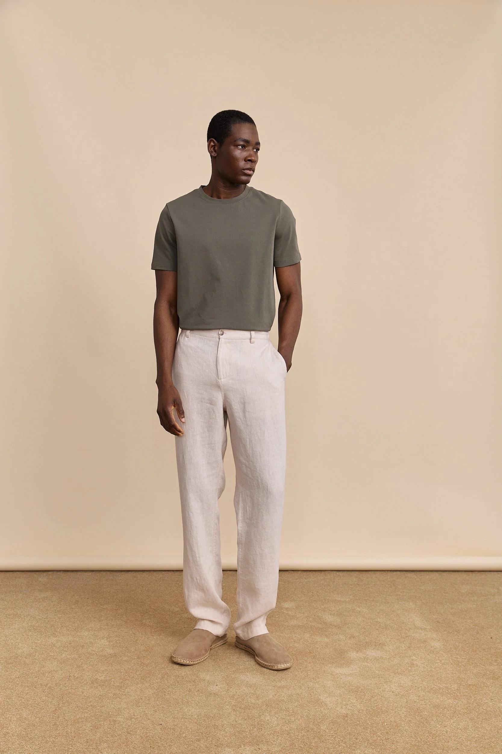 Linen pant with elastic sides - Image 4
