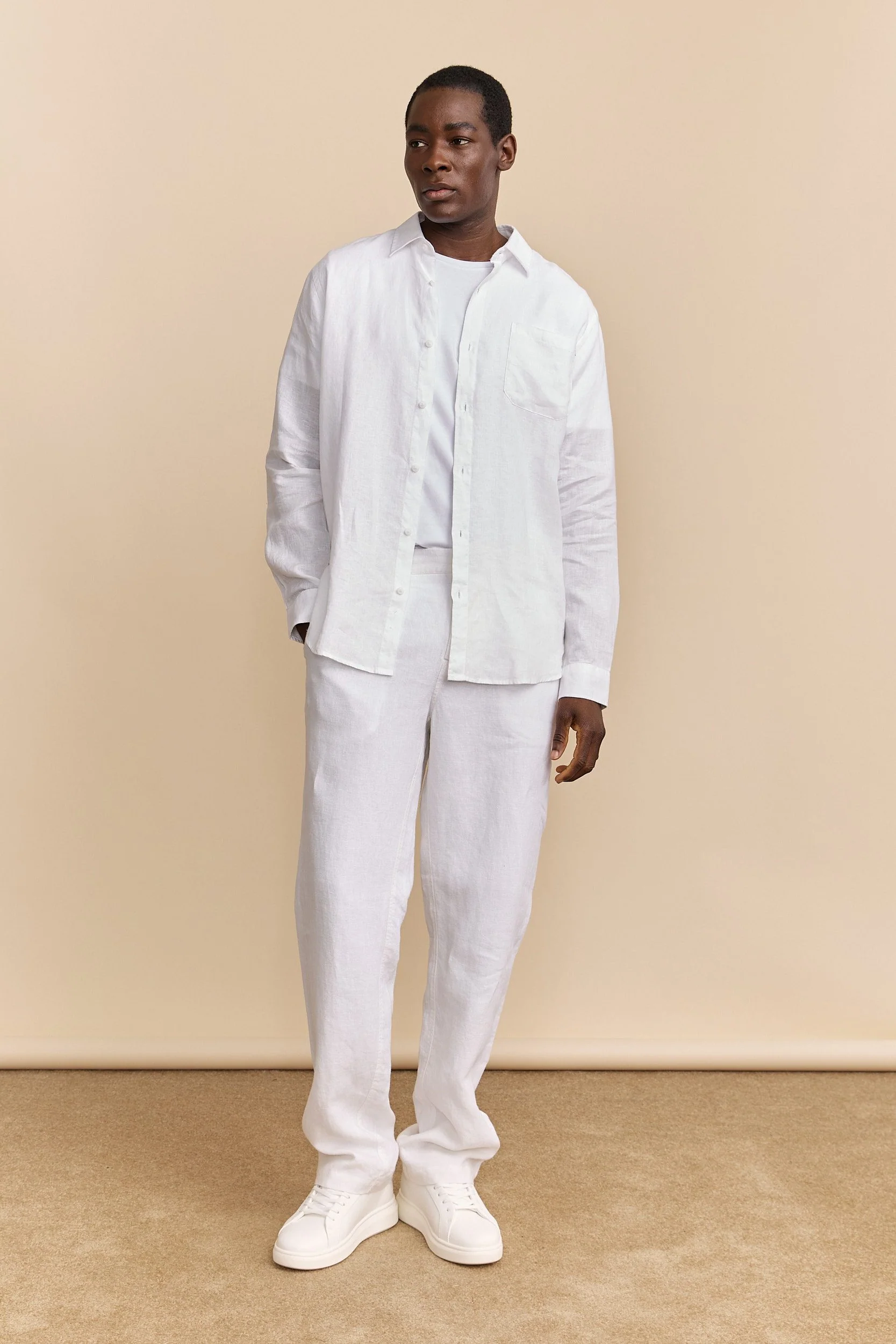 Linen pant with elastic sides - Image 8
