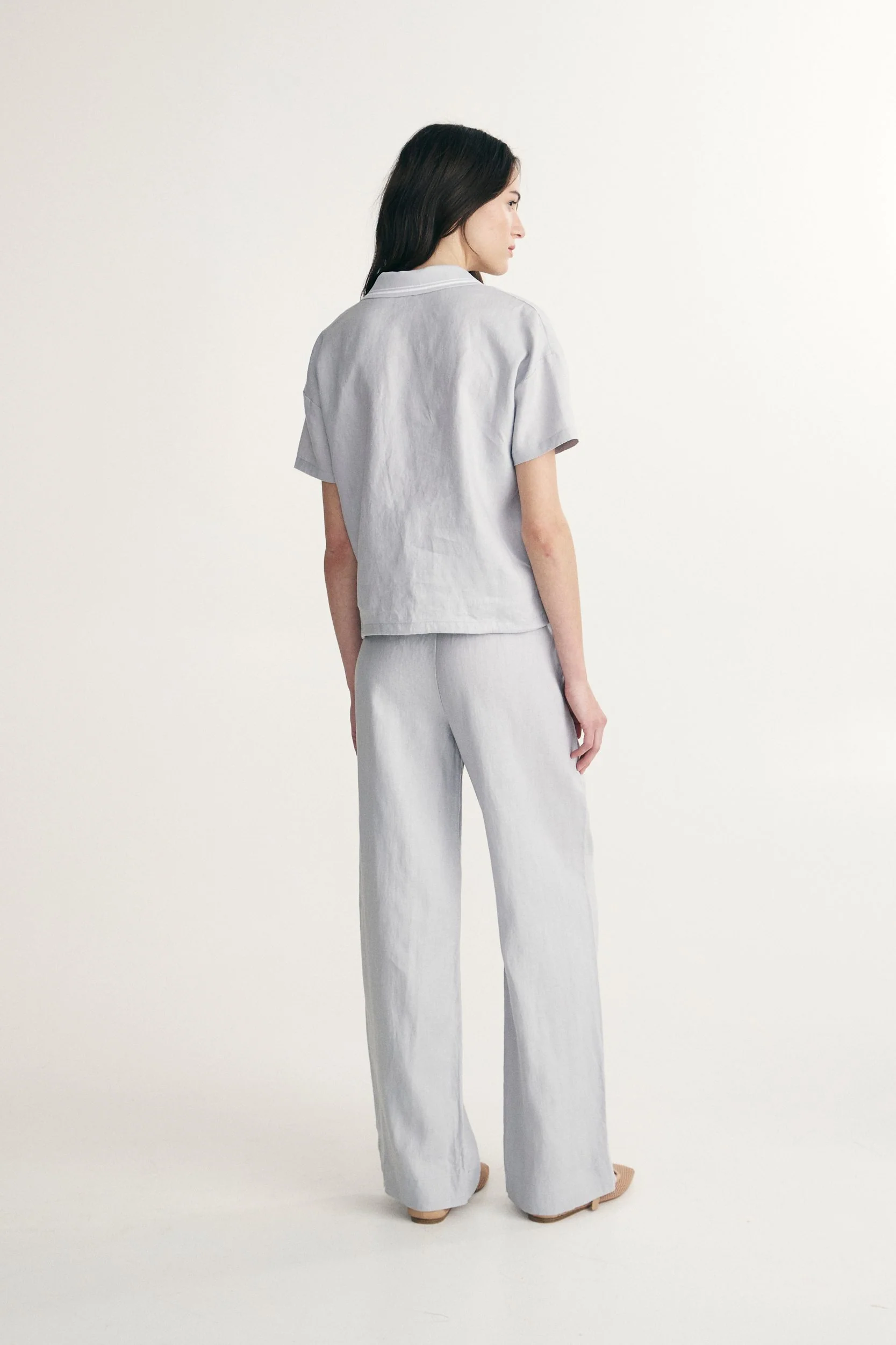 Linen shirt with drawstring - Image 10