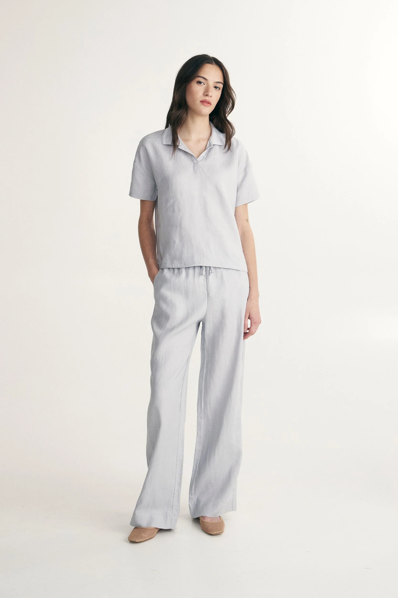 Linen shirt with drawstring - Image 11