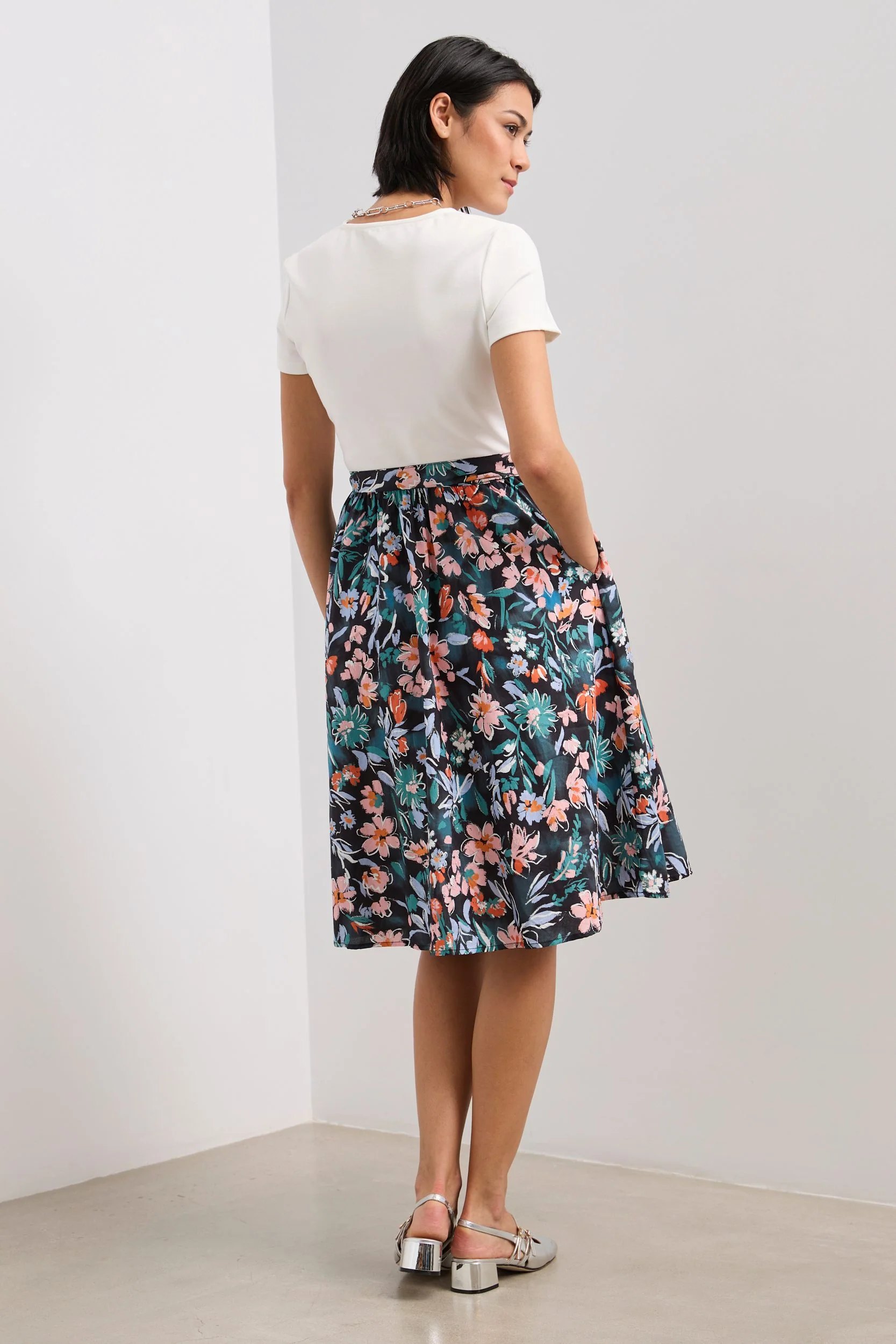 Midi printed poplin and jersey dress - Image 2